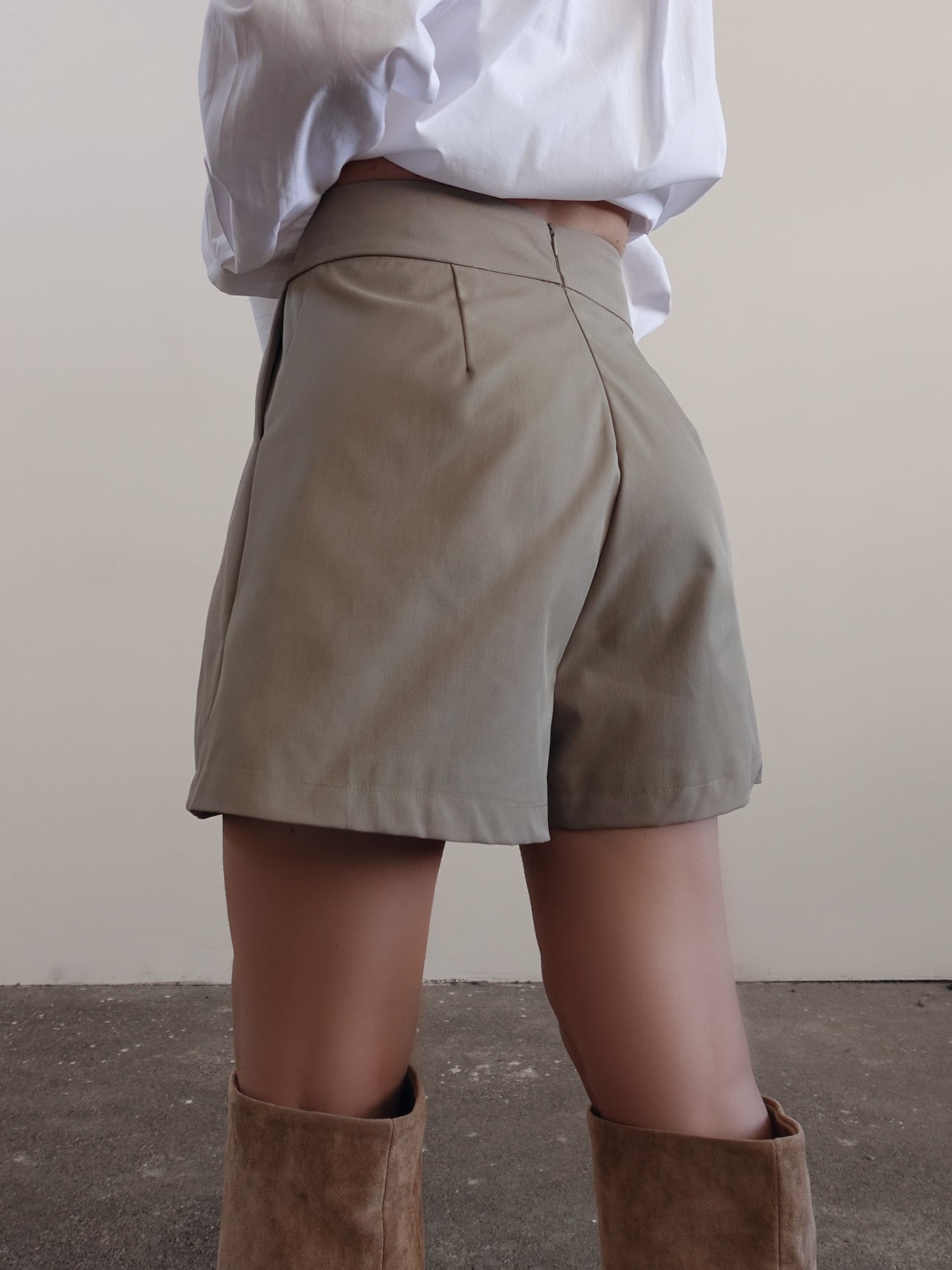 SHORTS JANE - KHAKI 7127