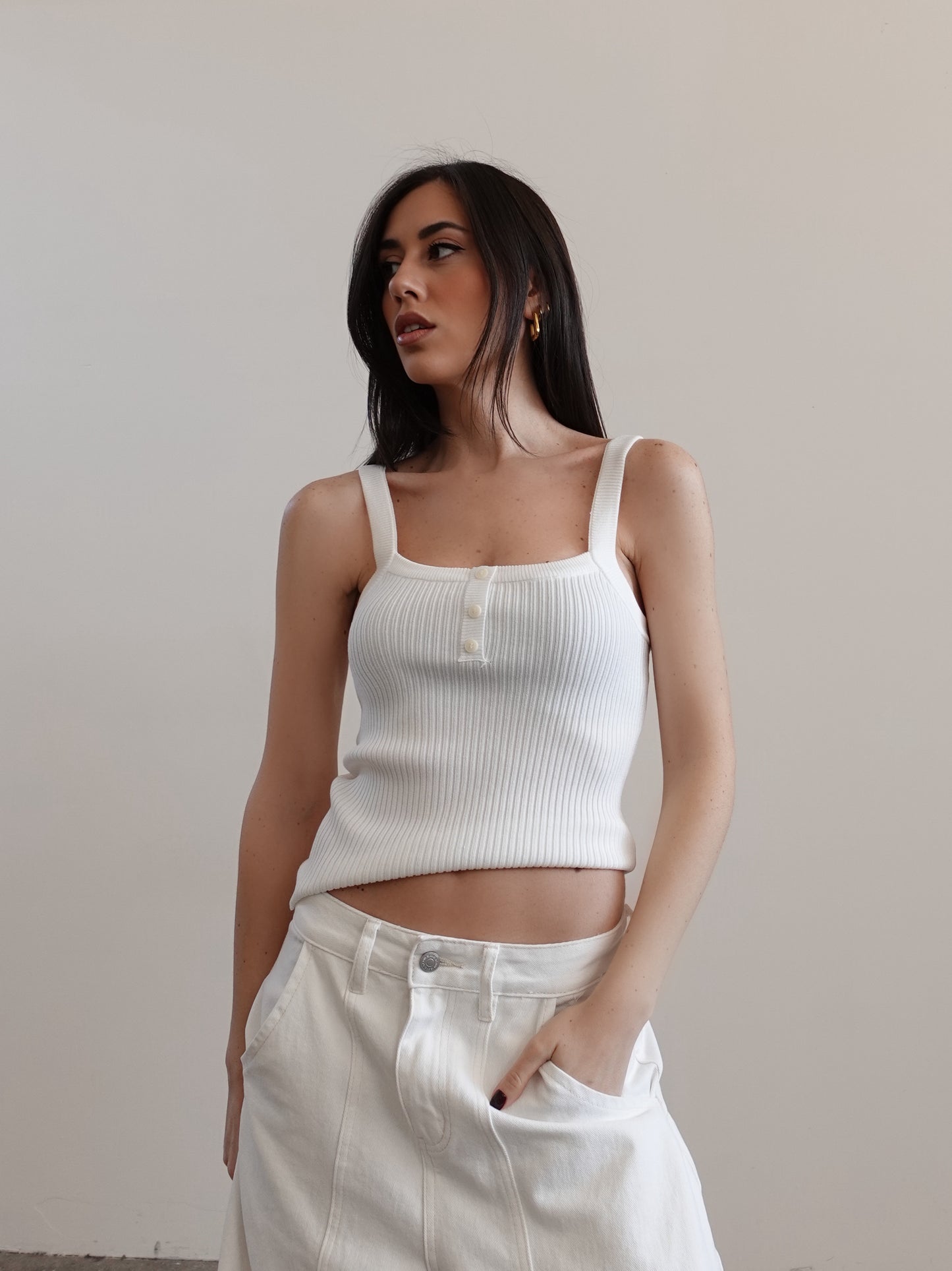 TOP A COSTE CON BOTTONCINI - BIANCO 75281