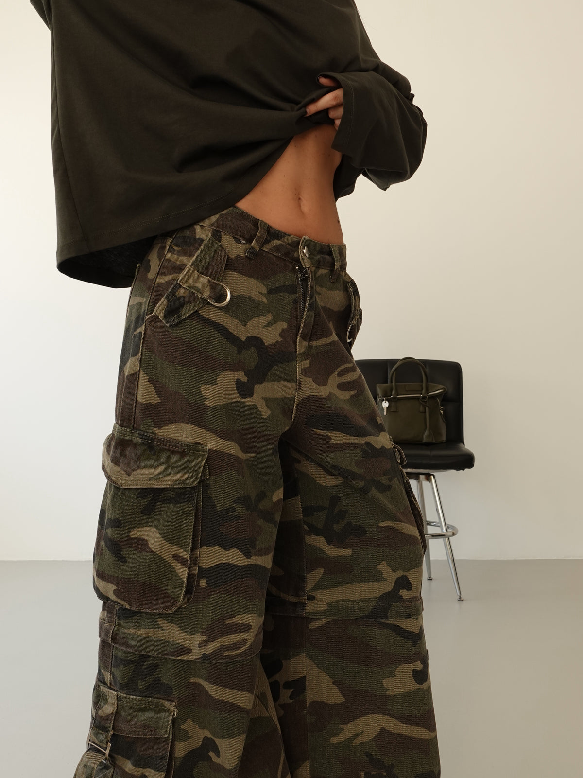 JEANS CARGO BAGGY FIT CAMOUFLAGE - VERDE 90202