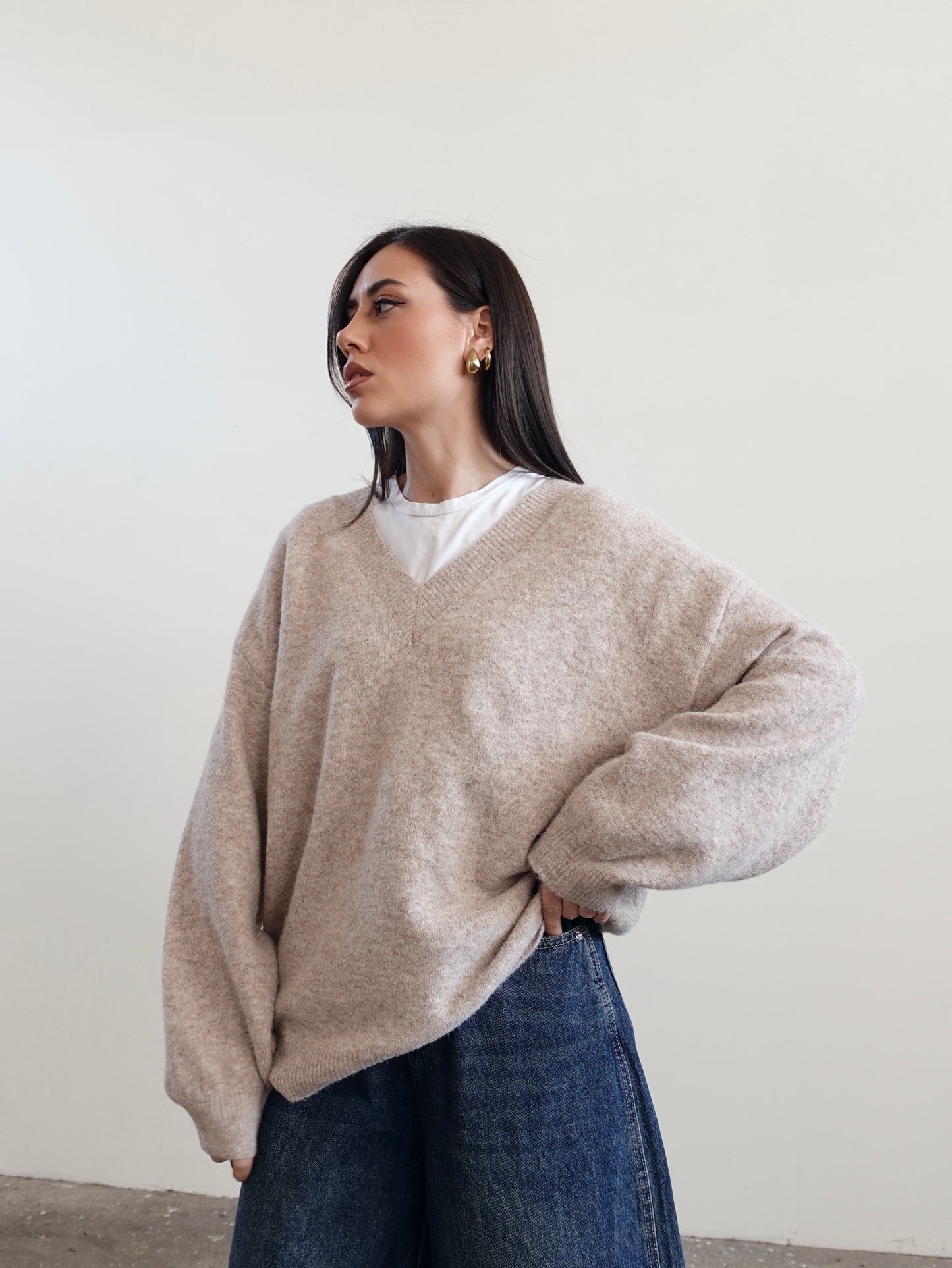 MAGLIONE BALLOON CON SCOLLO A "V" - SABBIA 4297