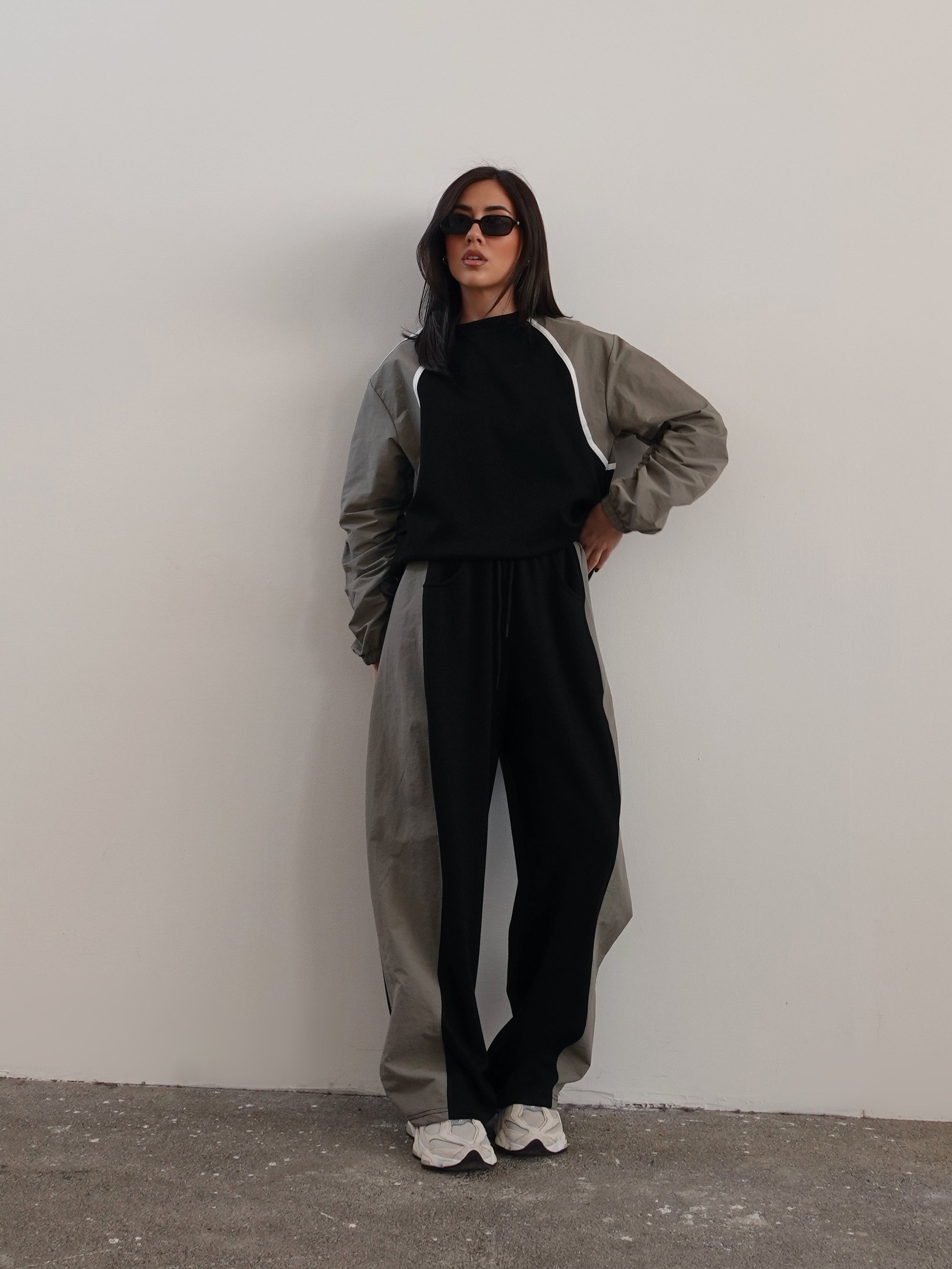 COORDINATO TUTA MUNICH BICOLOR - NERO/KHAKI 19369