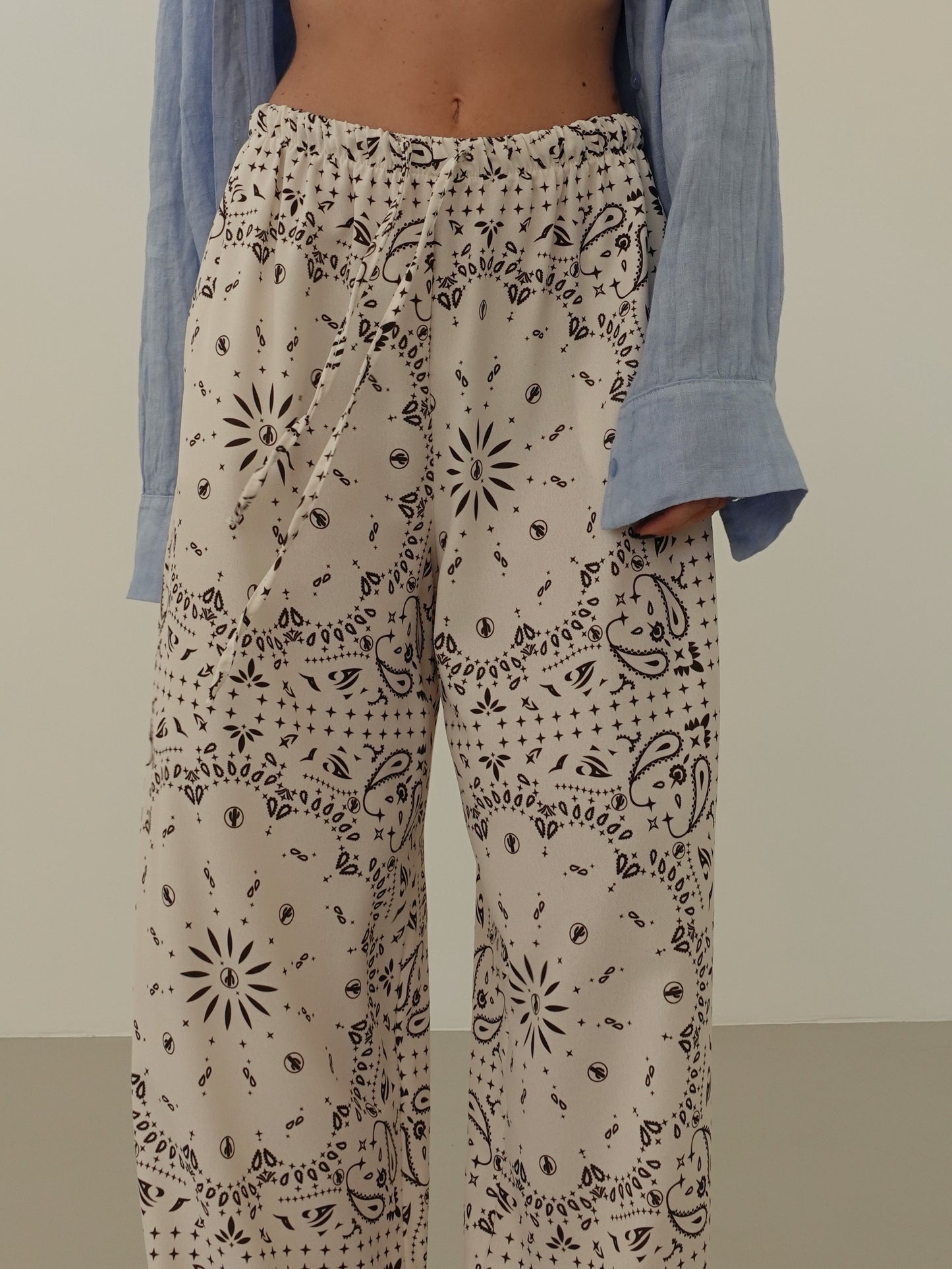 PANTALONI LEGGERI FANTASY - PANNA 006414