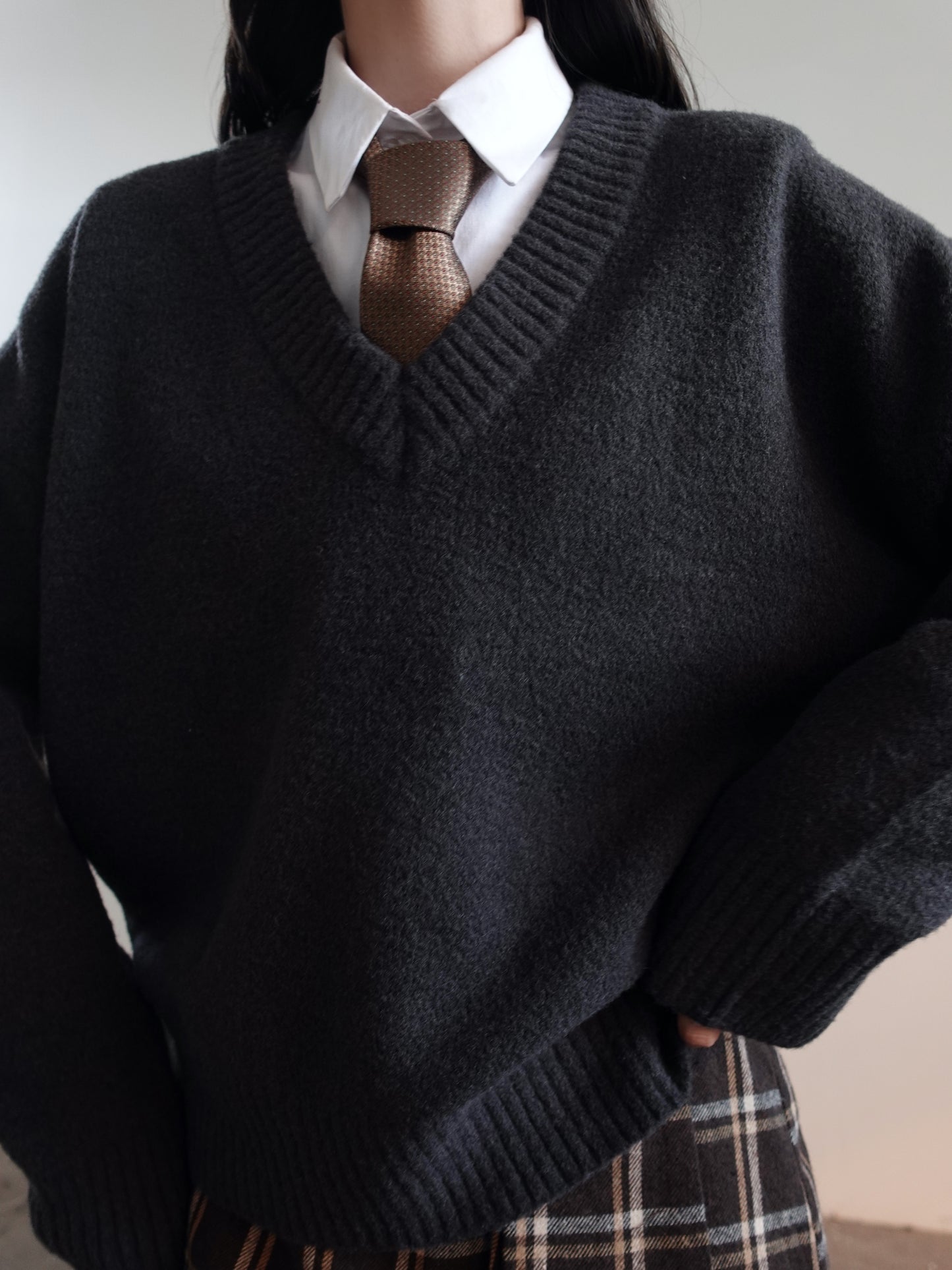 MAGLIONCINO IN VISCOSA & LANA SCOLLO V (+ COLORI) 63784