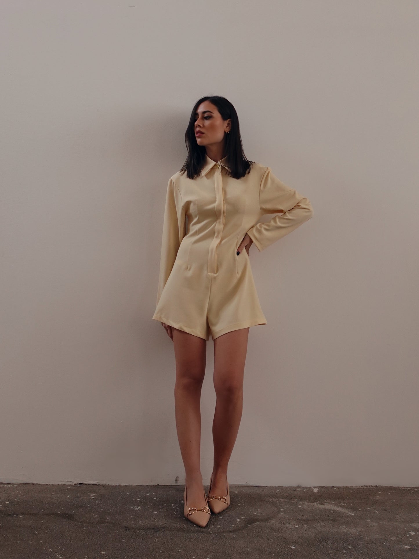 JUMPSUIT CON BOTTONCINI A SCOMPARSA - GIALLO 6301