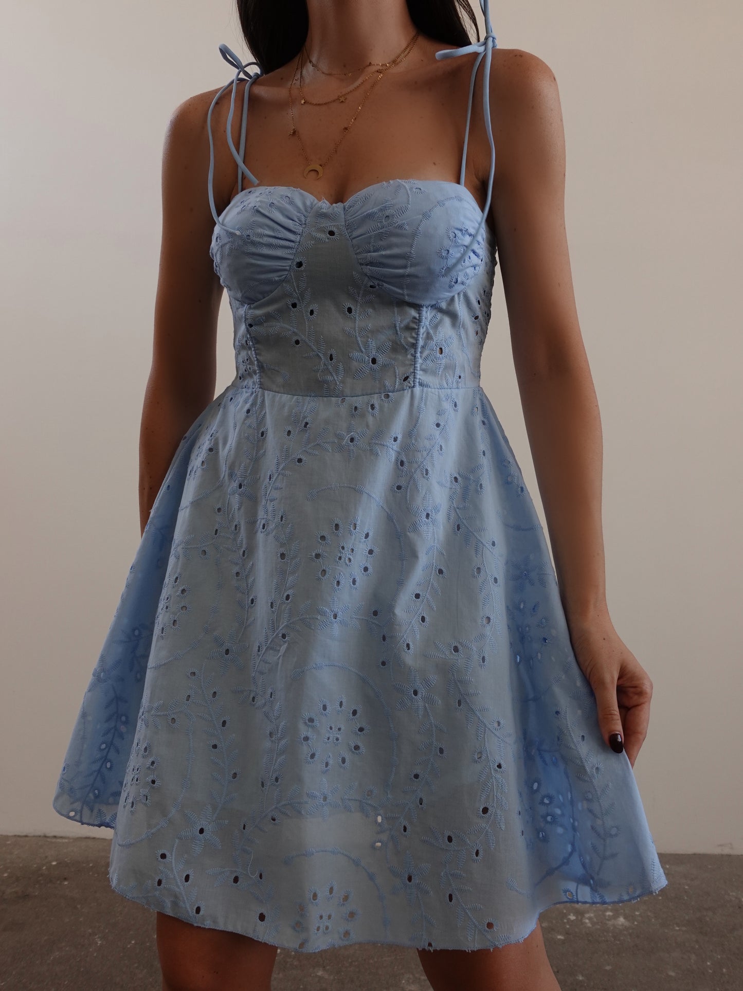 VESTITINO IN PIZZO SANGALLO - AZZURRO 6848