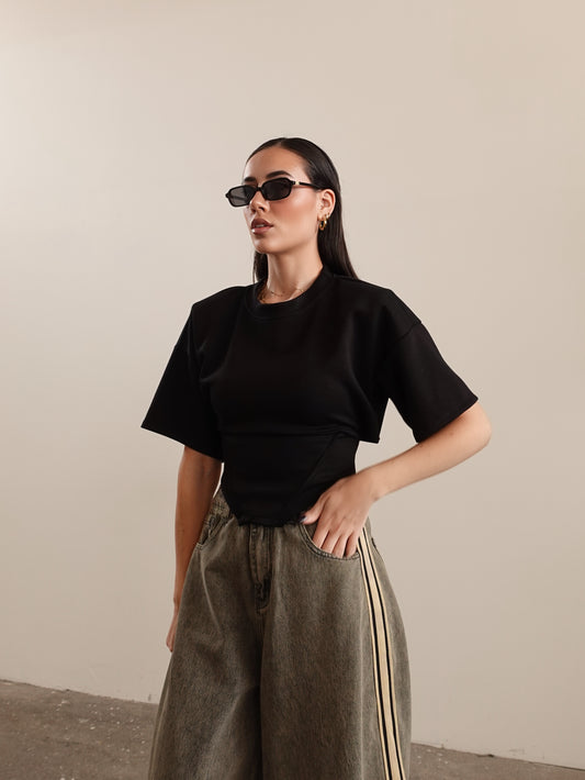 T-SHIRT CROP CON LACCI SUL RETRO - NERO 211