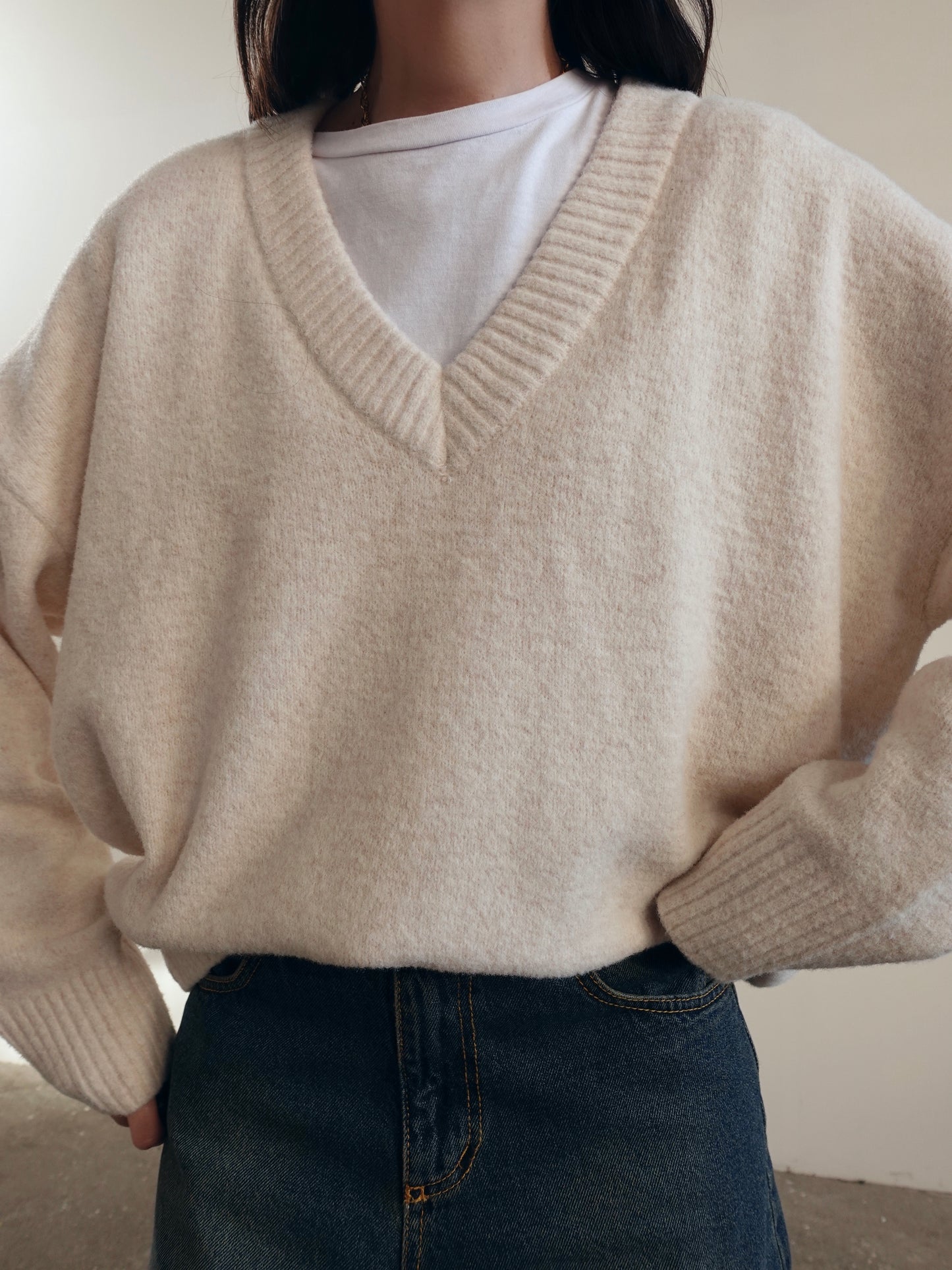 MAGLIONCINO IN VISCOSA & LANA SCOLLO V (+ COLORI) 63784