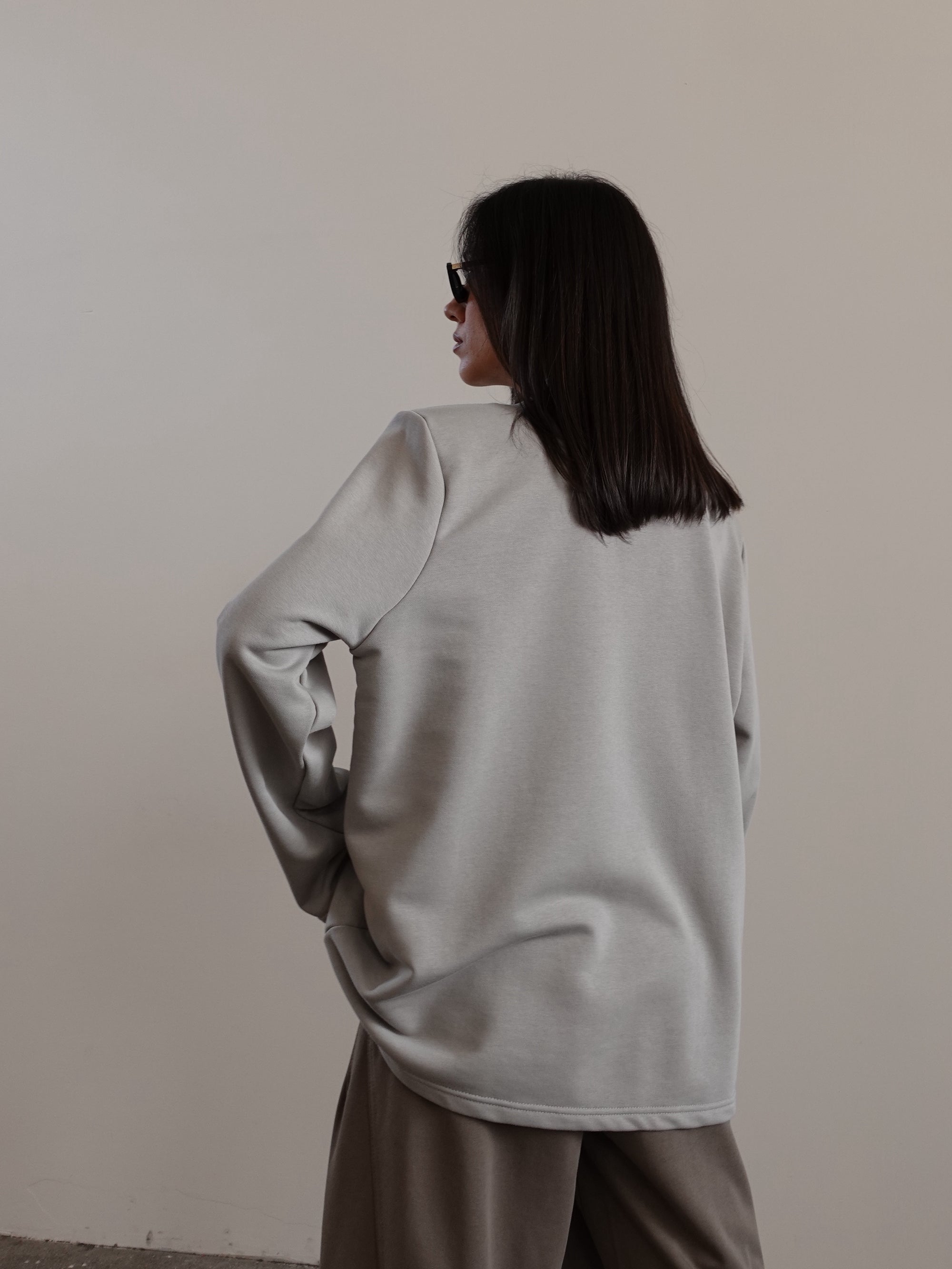LONG-SLEEVE IN FELPA LEGGERA CON SPALLINE - GRIGIO CHIARO 3236