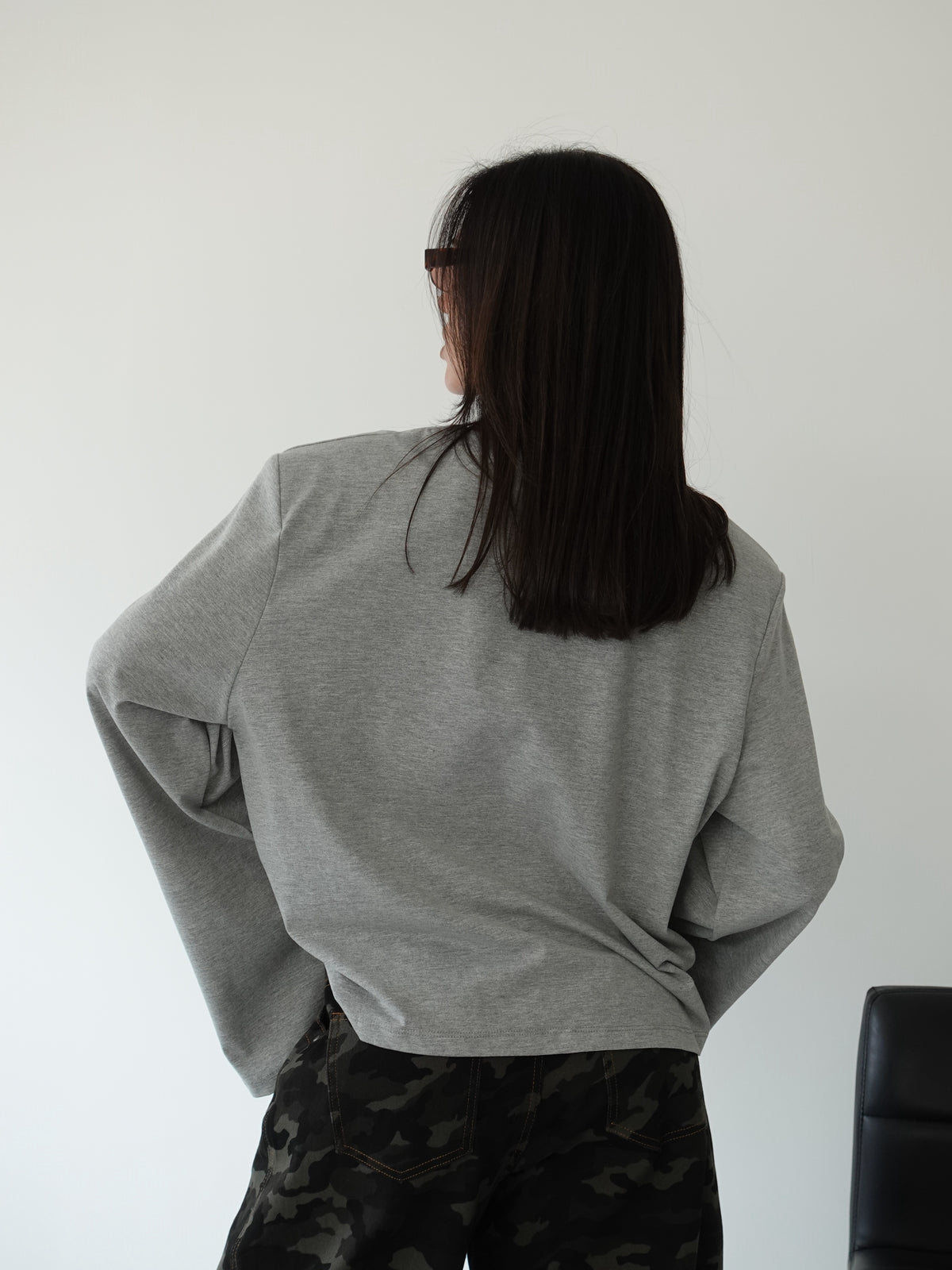 LONG-SLEEVE LUMINA CON SPALLINE - GRIGIO LD6134