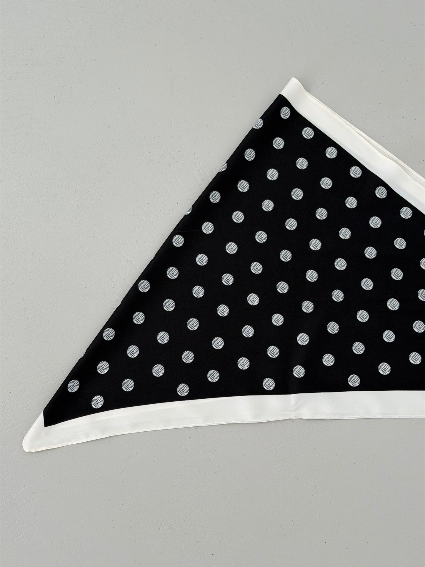 FOULARD A POIS - NERO
