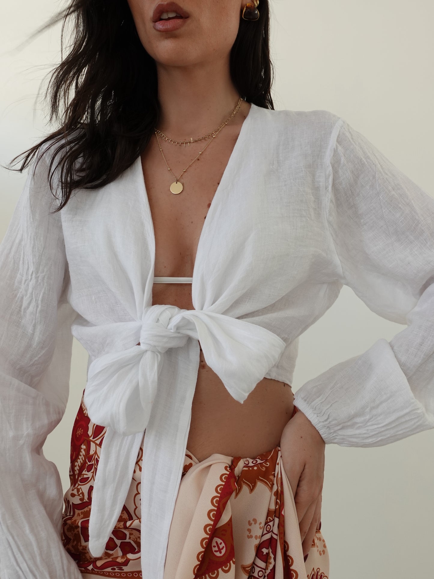 BLUSA CROP CON NODO 100% LINO - BIANCO 8767