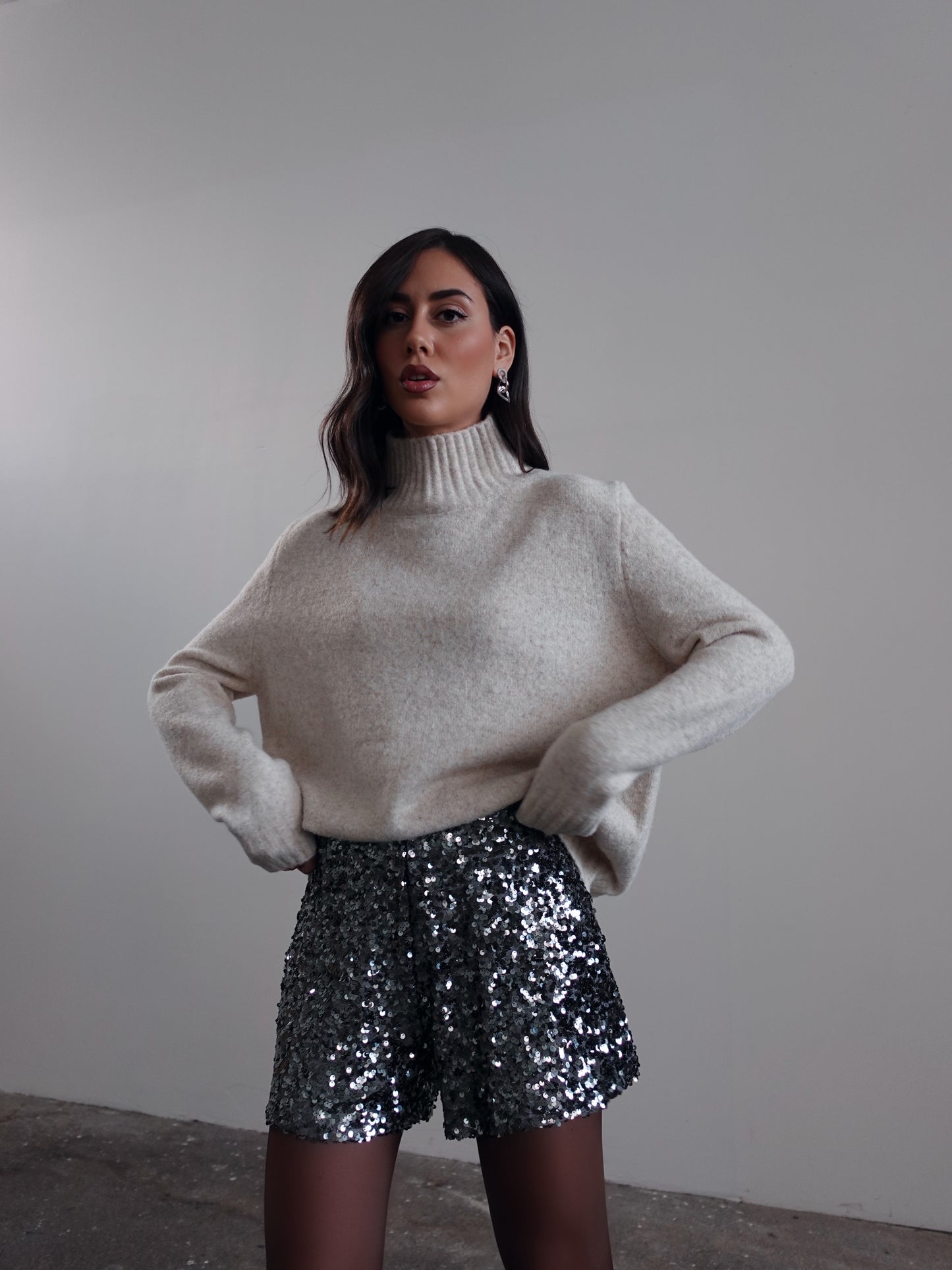 SHORTS CON PAILLETTES - GRIGIO 2255
