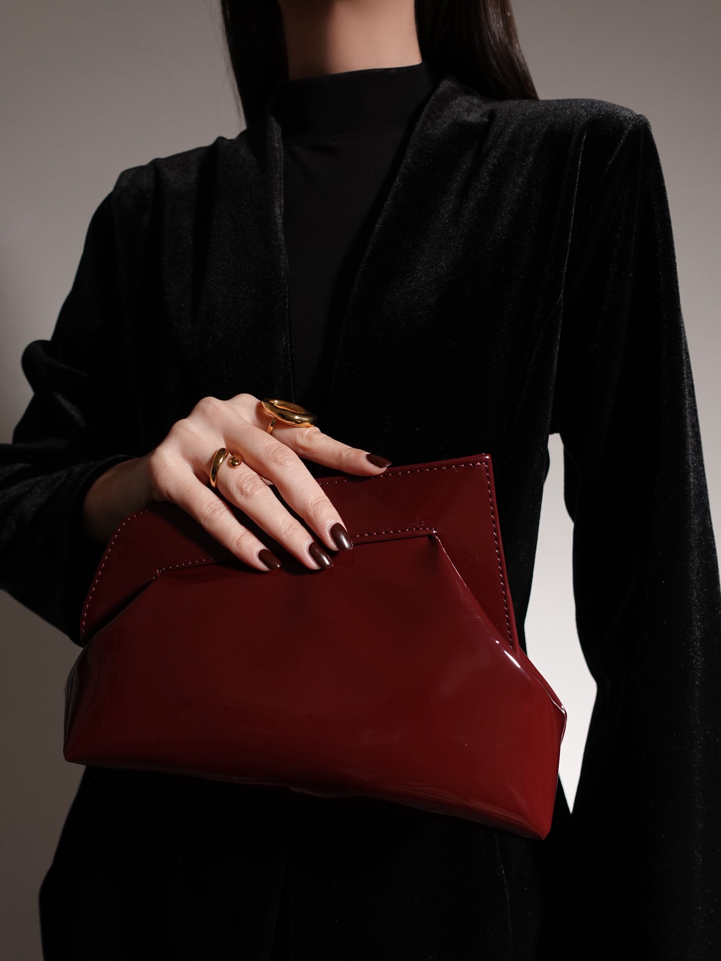 CLUTCH VENUS PAINTED - BURGUNDY