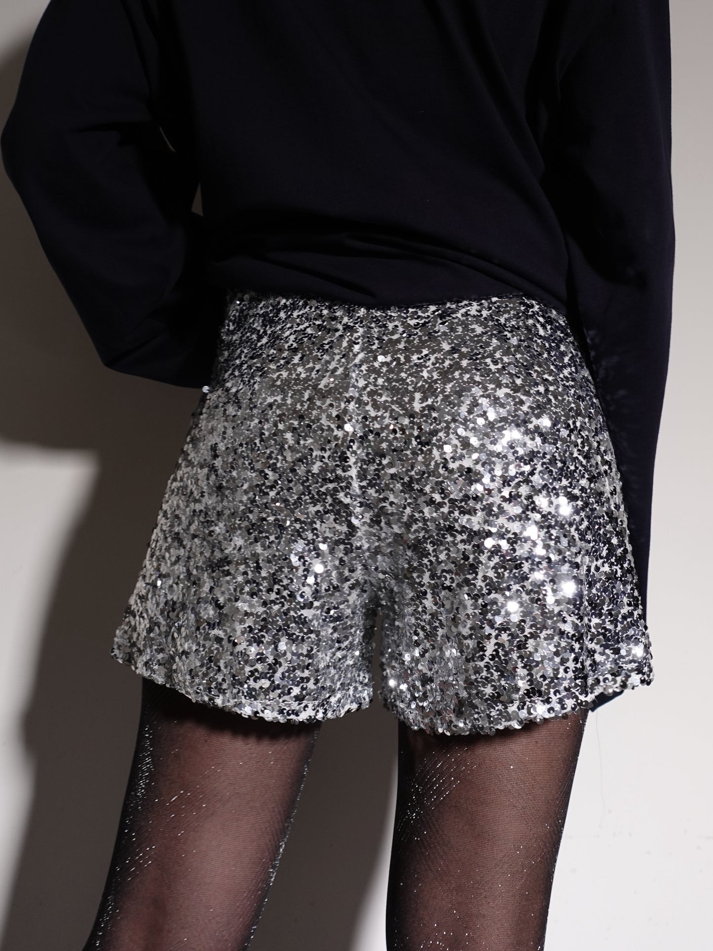 SHORTS CON PAILLETTES - ARGENTO 2255