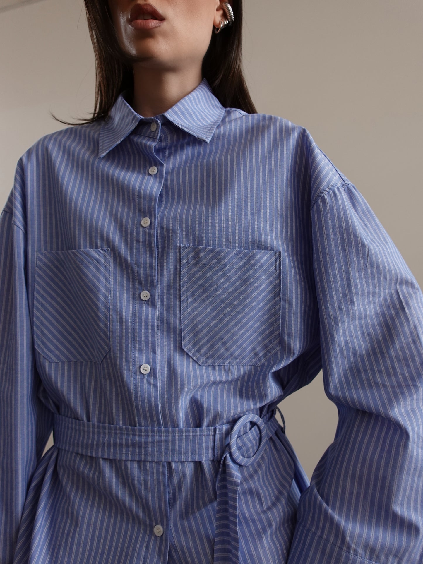 CAMICIA LUNGA A MILLERIGHE CON CINTURA - AZZURRO 19358