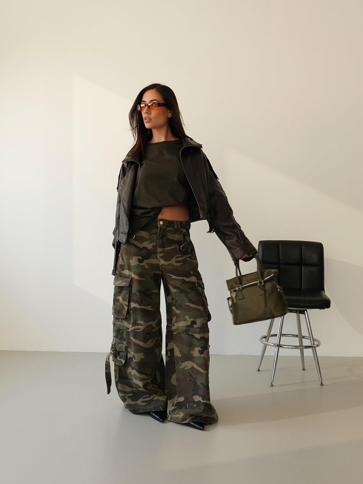 JEANS CARGO BAGGY FIT CAMOUFLAGE - VERDE 90202