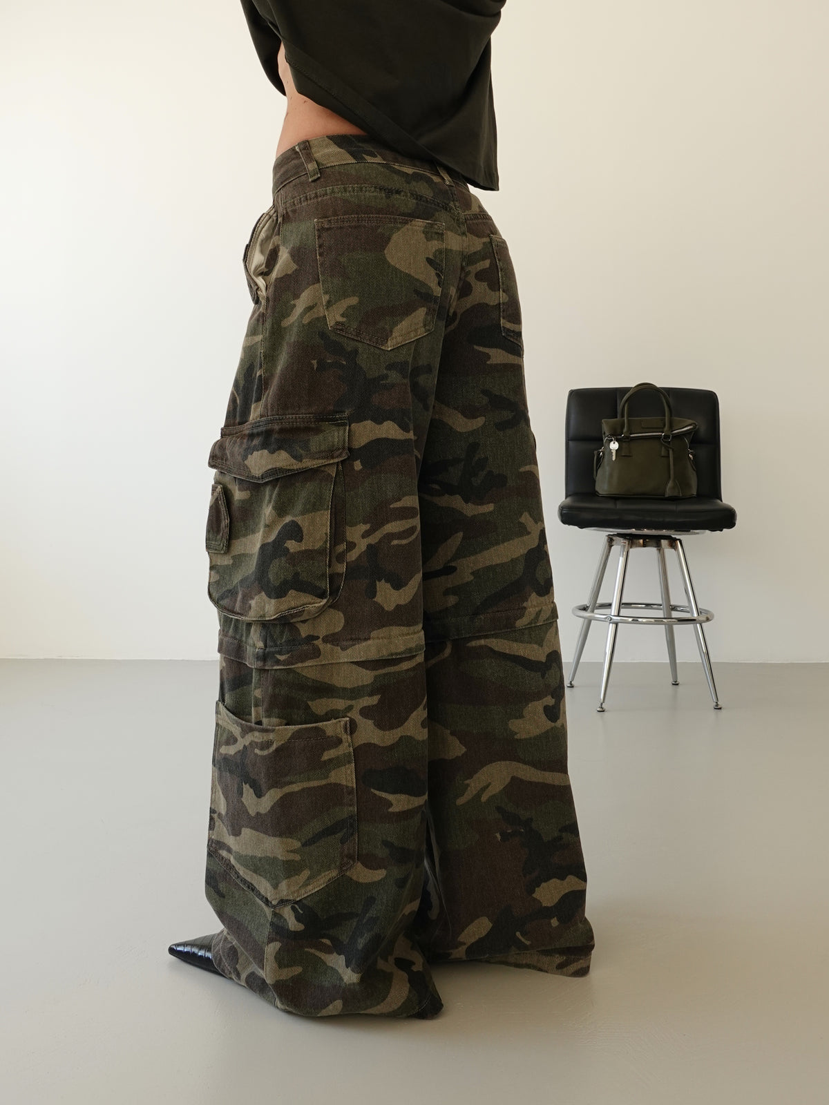 JEANS CARGO BAGGY FIT CAMOUFLAGE - VERDE 90202