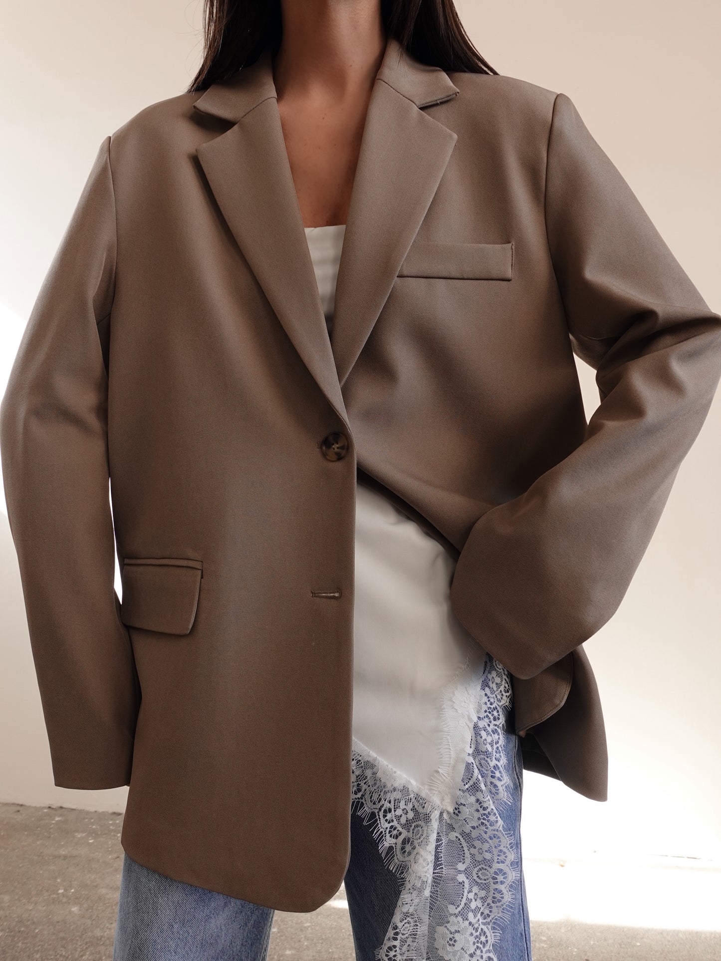BLAZER OVER CON APERTURA SUL RETRO - TAUPE 24806
