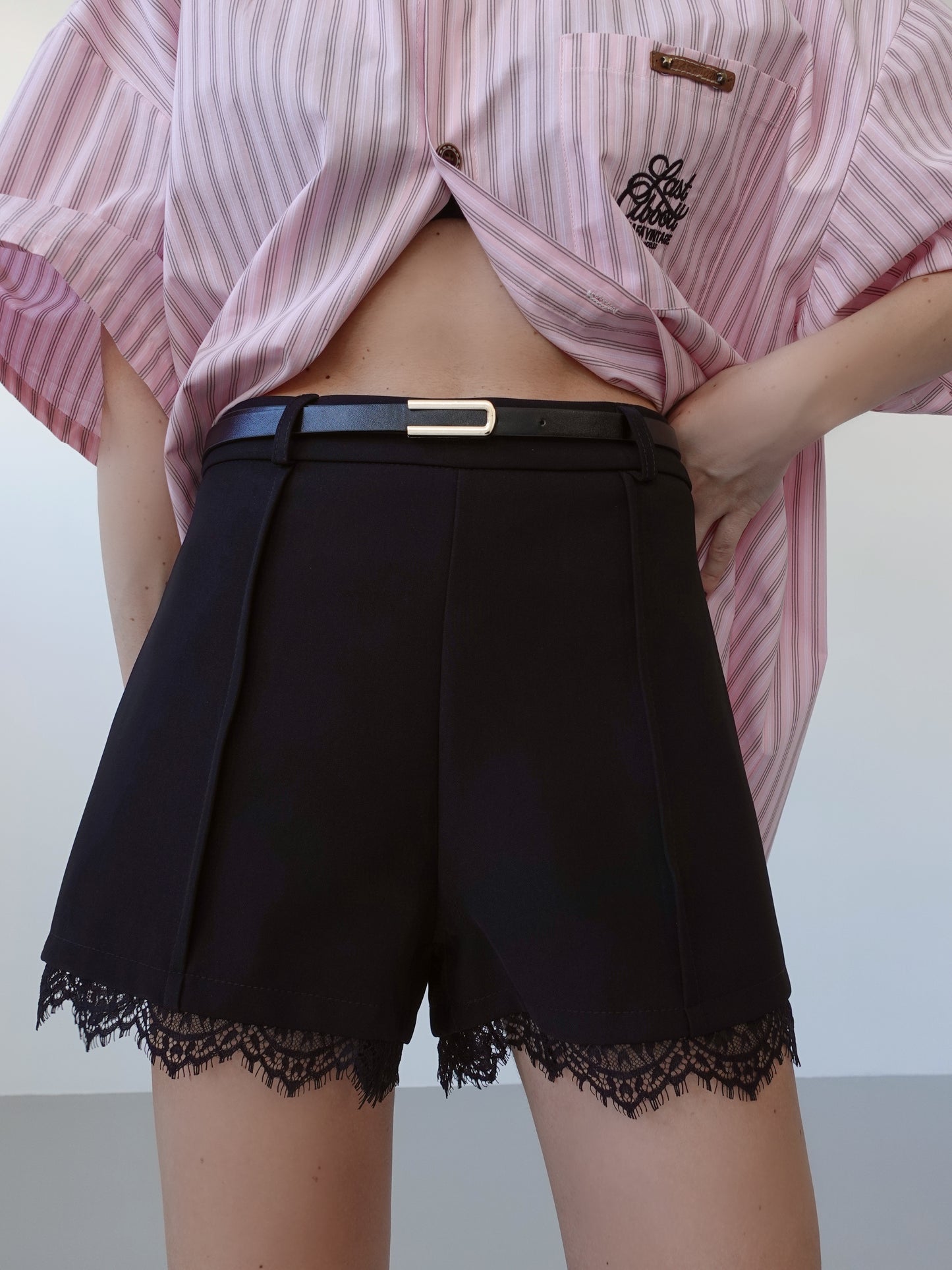 SHORTS ORLO IN PIZZO + CINTURA - NERO 50087