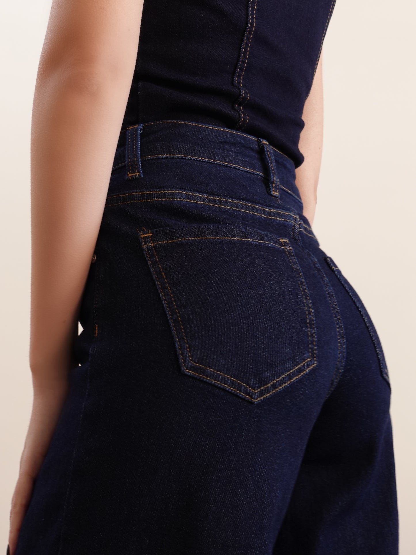 JEANS GAMBA AMPIA CON PIEGONE - BLU DENIM SCURO MI24163