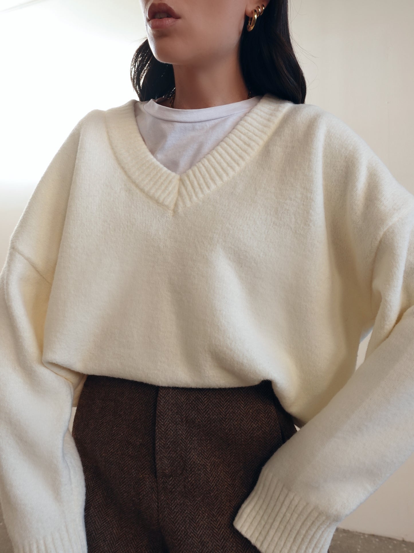 MAGLIONCINO IN VISCOSA & LANA SCOLLO V (+ COLORI) 63784