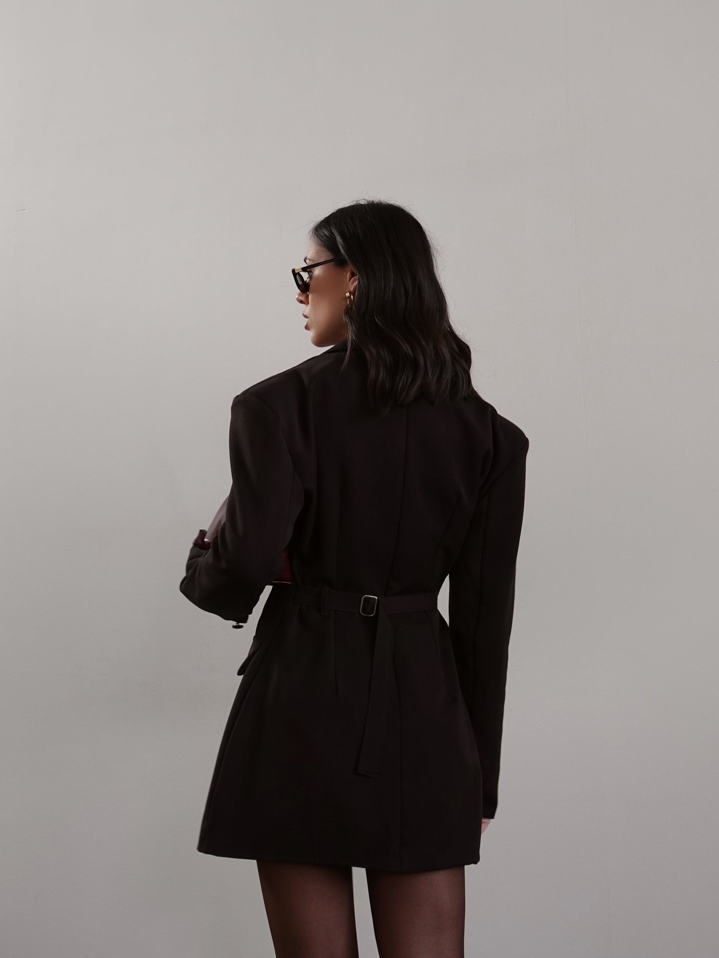 BLAZER DRESS CON CINTURA REGOLABILE - CIOCCOLATO 510