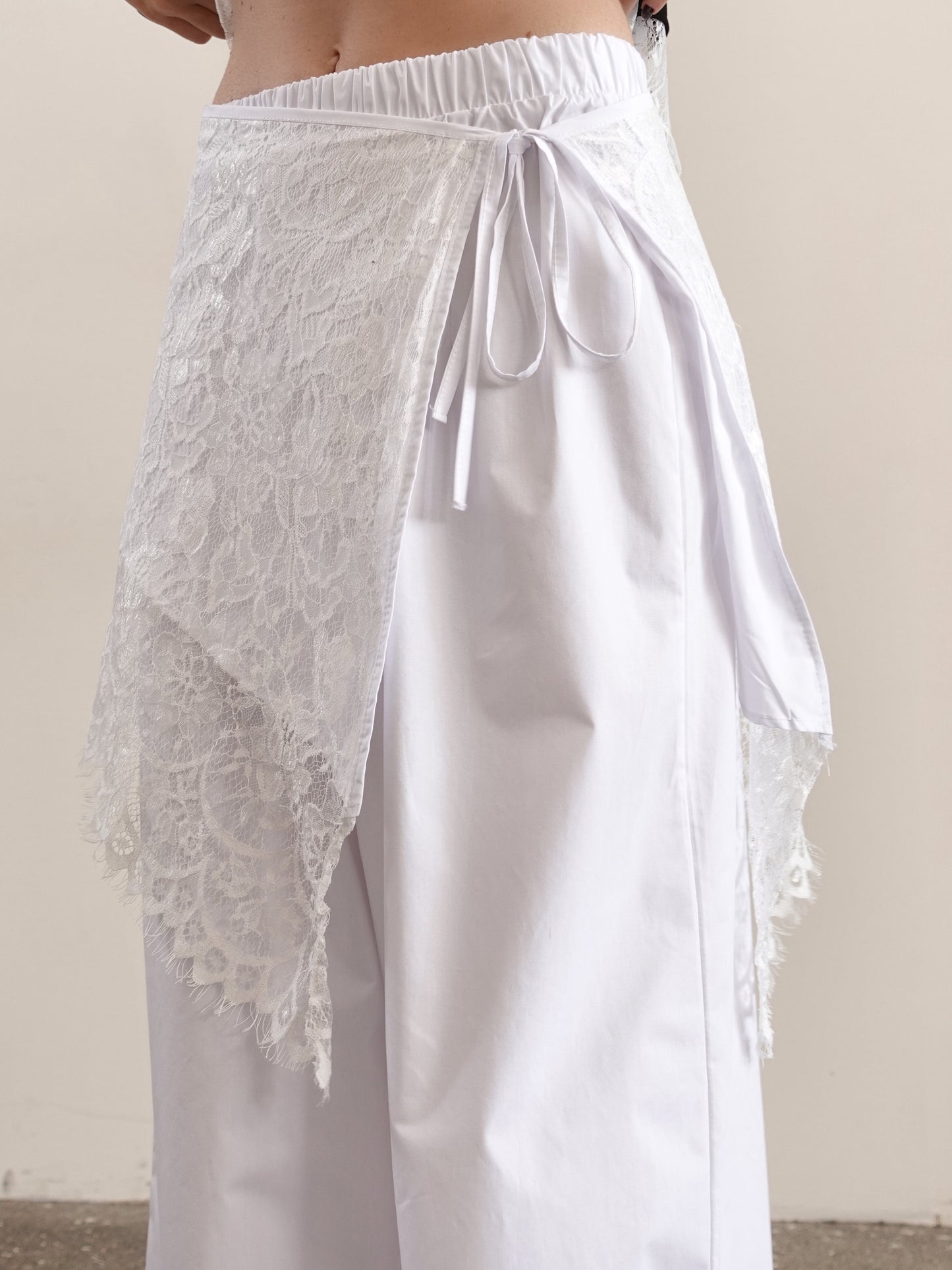 PANTALONI + PAREO IN PIZZO - BIANCO 12659