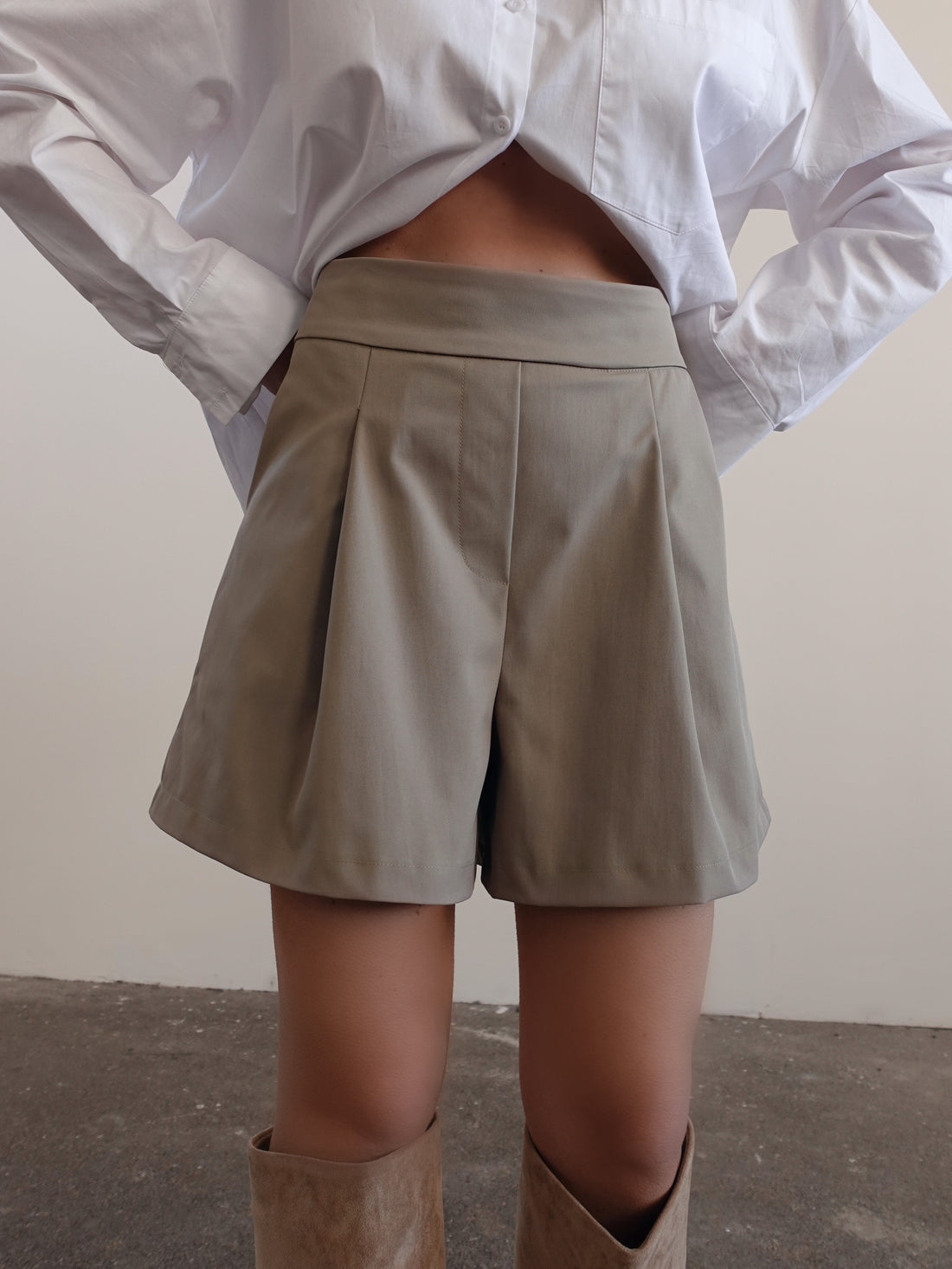 SHORTS JANE - KHAKI 7127