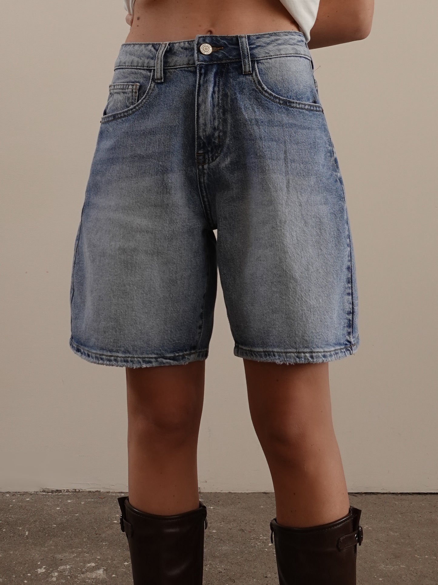 BERMUDA IN DENIM BASIC - LAVAGGIO MEDIO D311