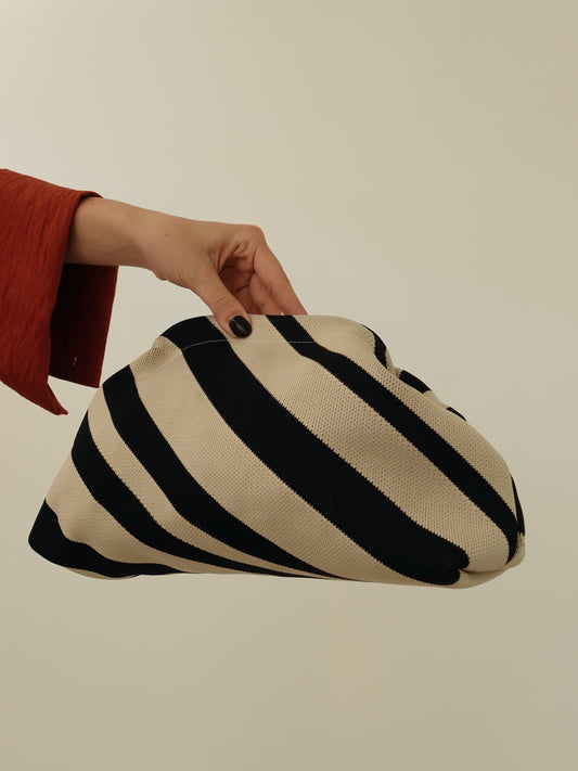 CLUTCH A RIGHE - BEIGE/NERO