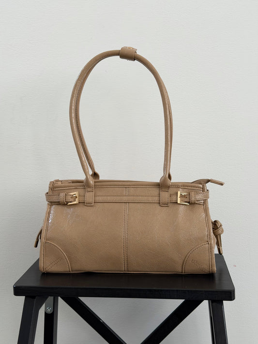 BORSA A SPALLA IN ECOPELLE - CAMEL 68103