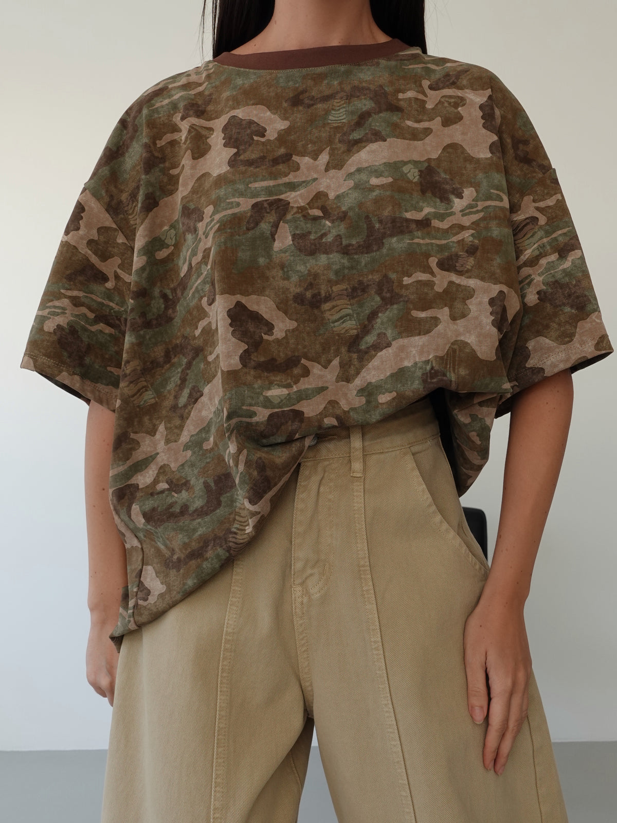 T-SHIRT OVERSIZED CAMOUFLAGE - MARRONE 10601