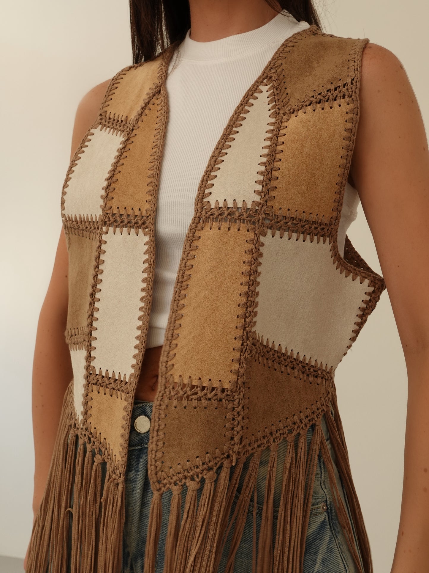 GILET TEXAS CON FRANGE - CAMEL 50111