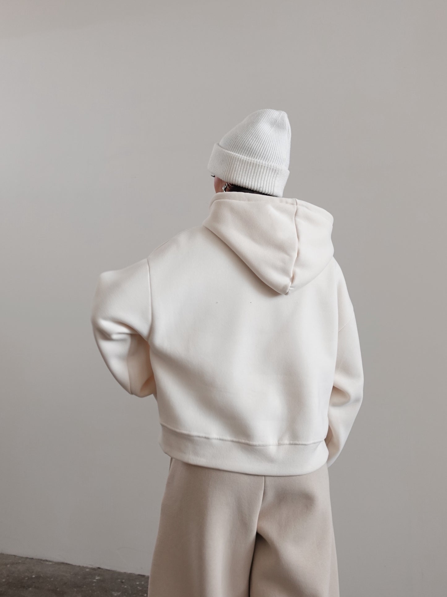 FELPA PHOENIX CON CAPPUCCIO - BURRO 3703