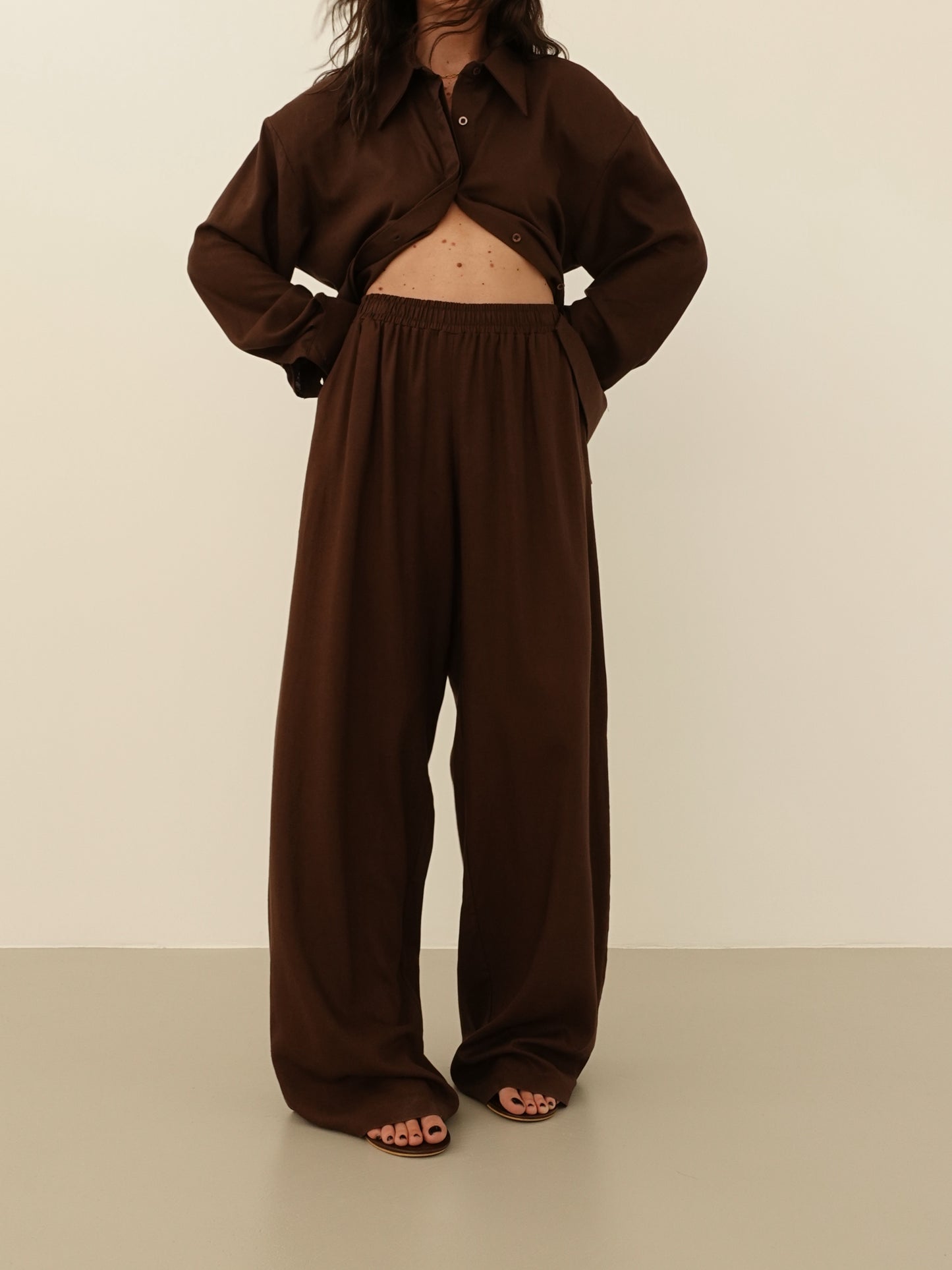 COORDINATO MISTO LINO CON SPALLINE - MARRONE 1965/12680