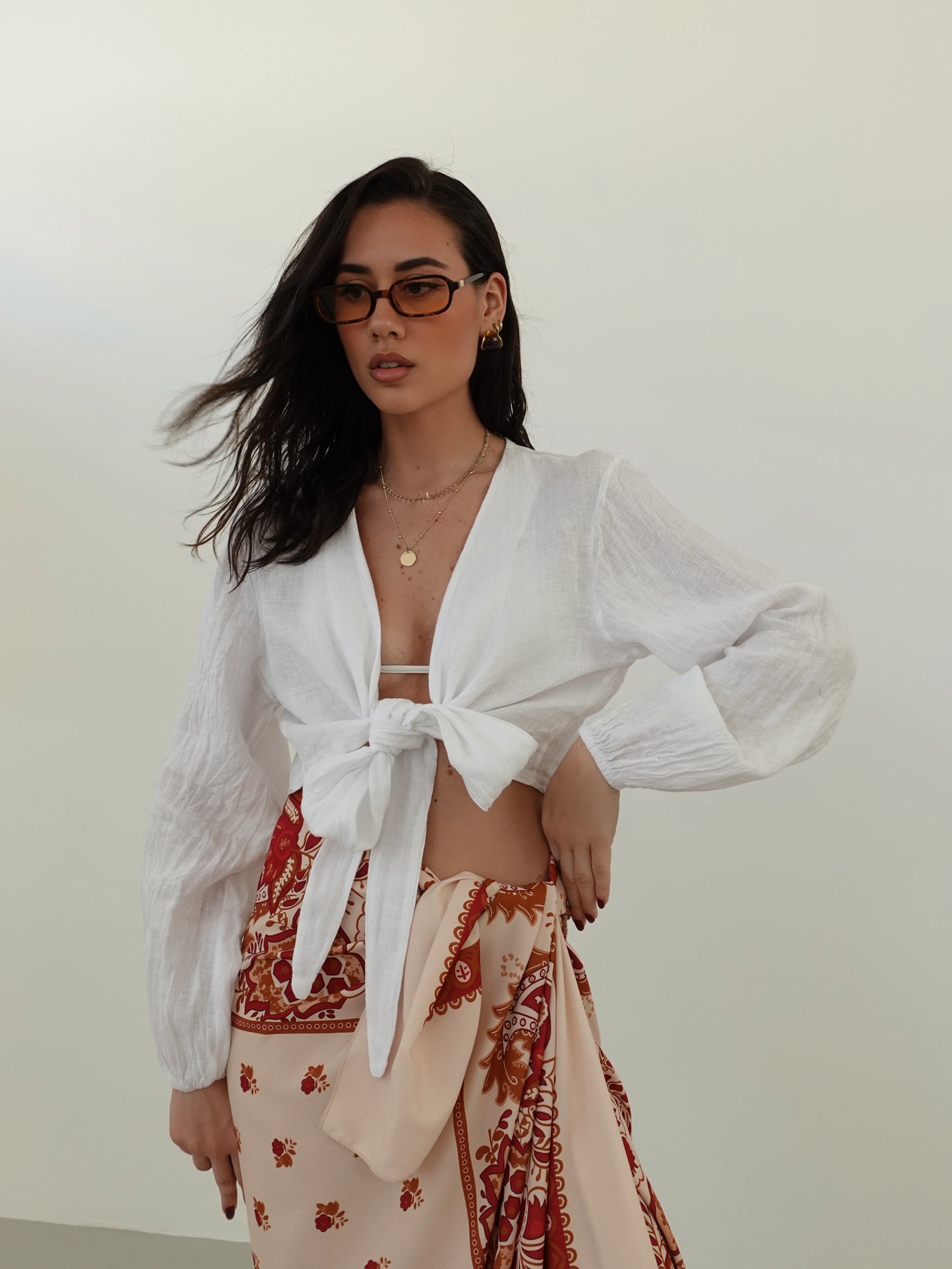 BLUSA CROP CON NODO 100% LINO - BIANCO 8767