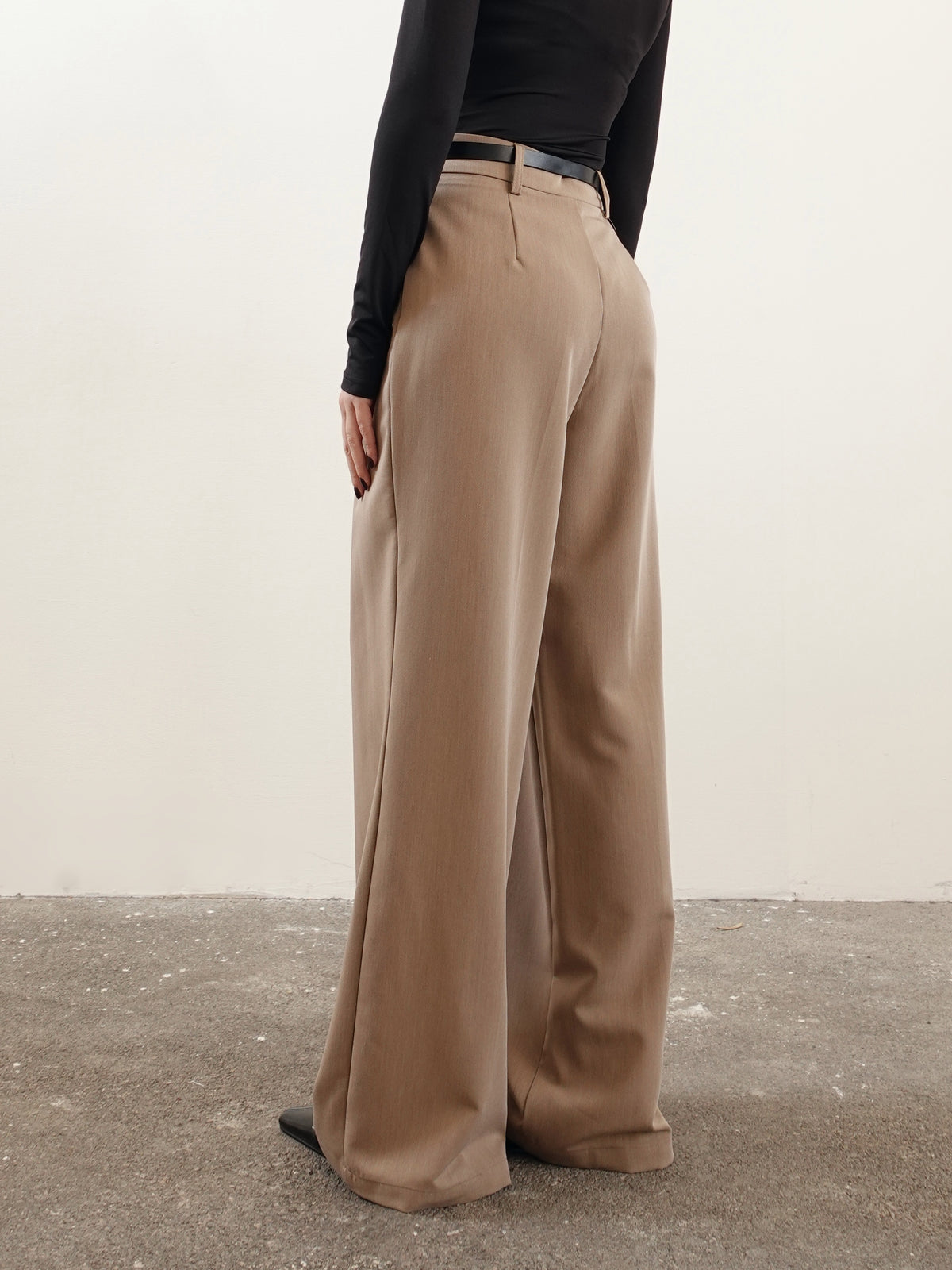 PANTALONI WIDE LEG CON CINTURA - TAUPE 16088