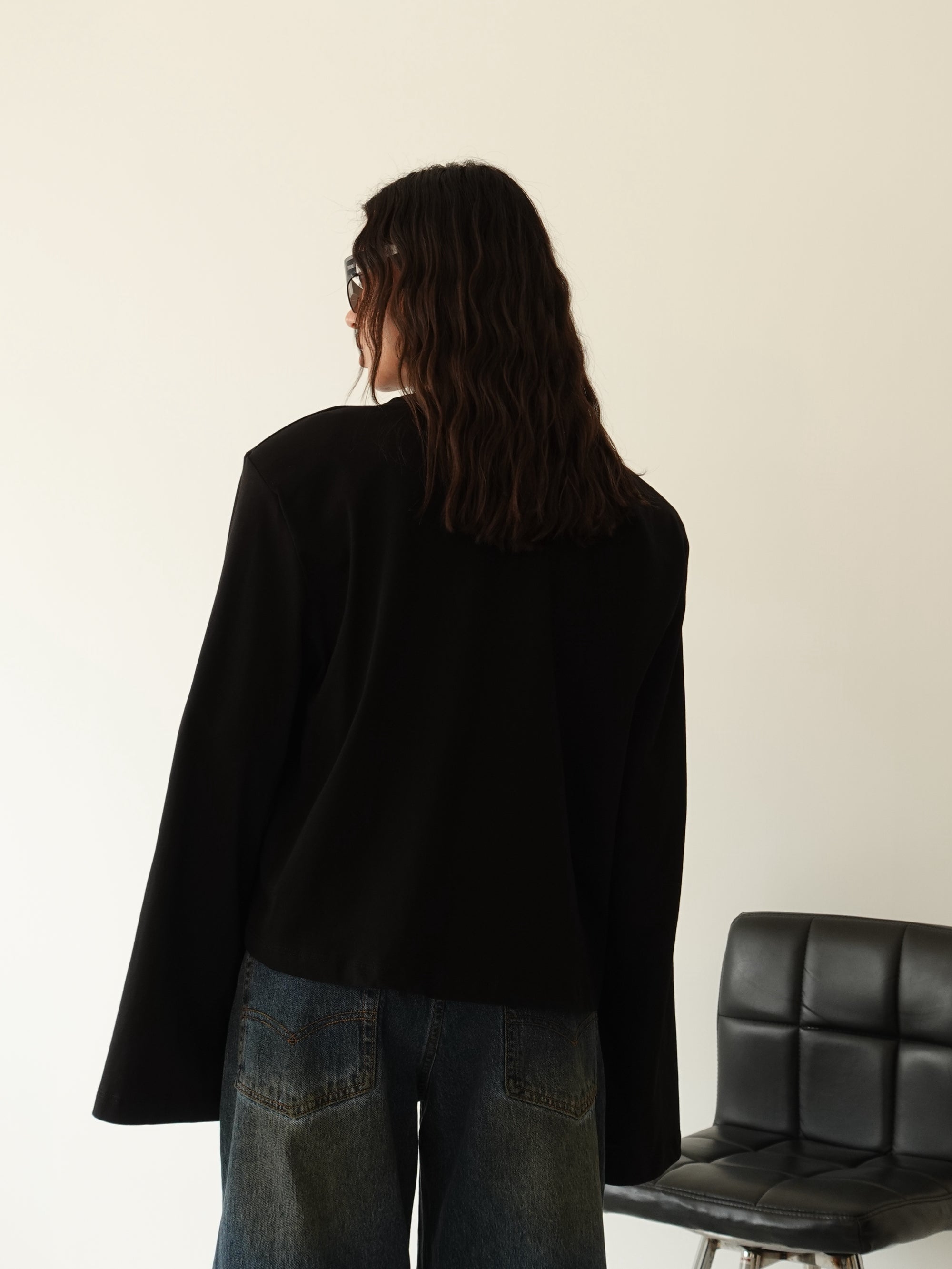 LONG-SLEEVE LUMINA CON SPALLINE - NERO LD6134