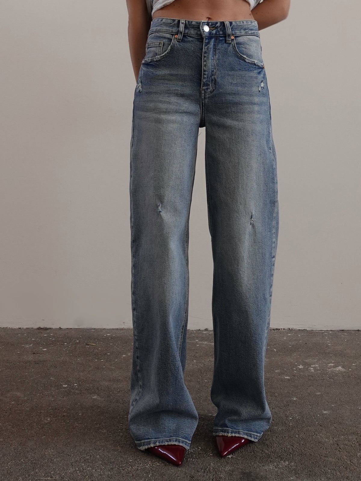 JEANS WIDE LEG FONDO SFRANGIATO - LAVAGGIO CHIARO 8000-22