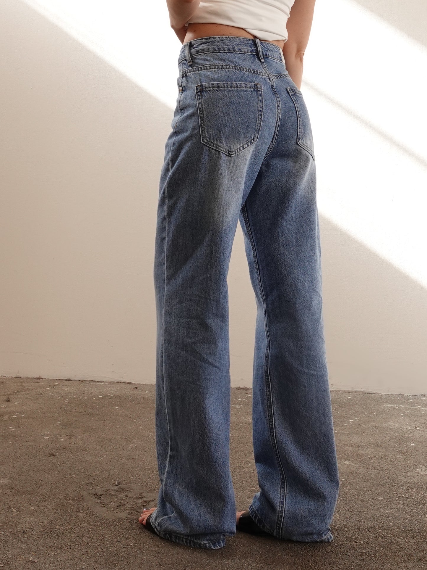 JEANS STRAIGHT FIT - LAVAGGIO MEDIO 130