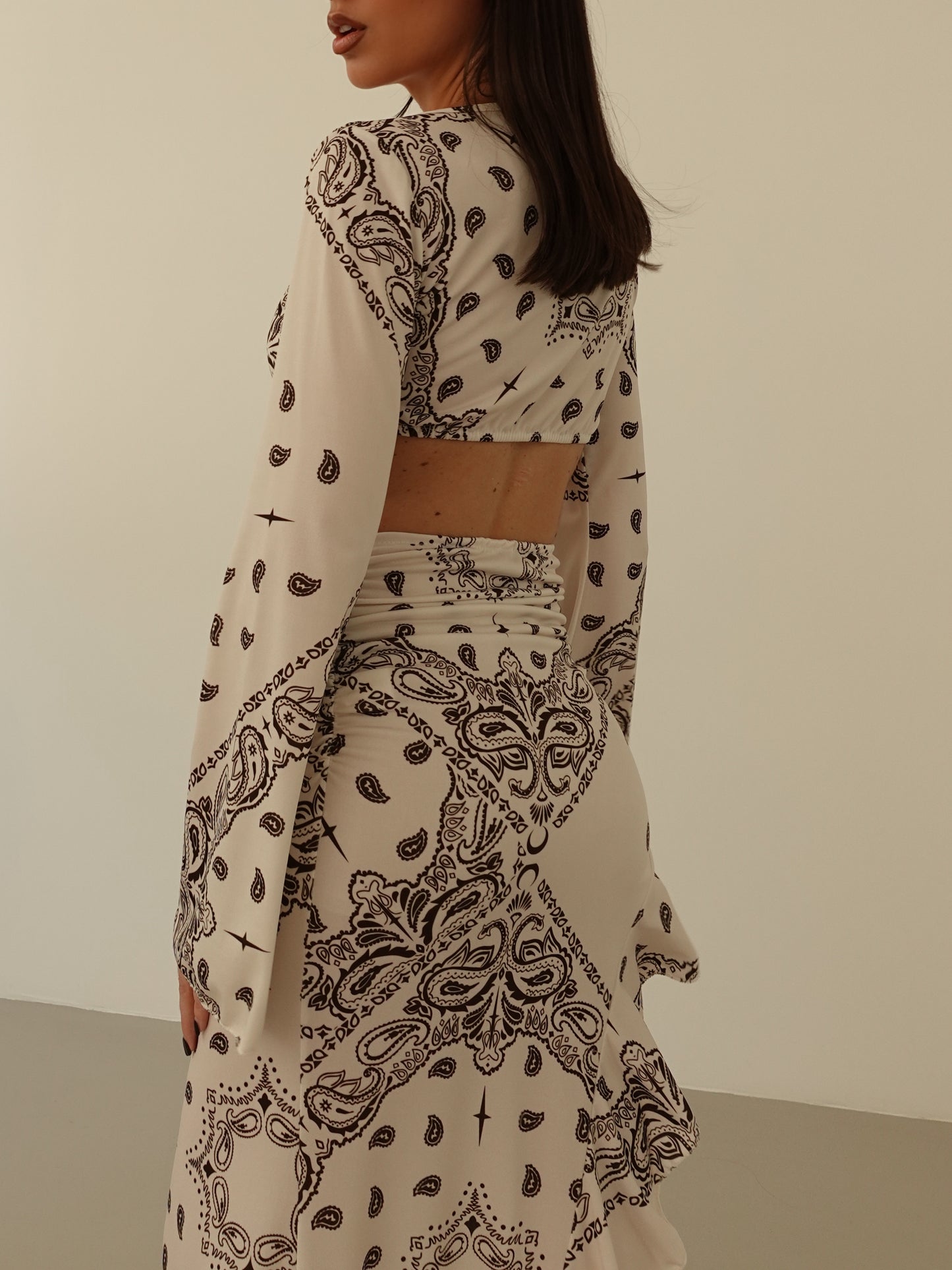COORDINATO BANDANA CON GONNA ASIMMETRICA - PANNA 6636