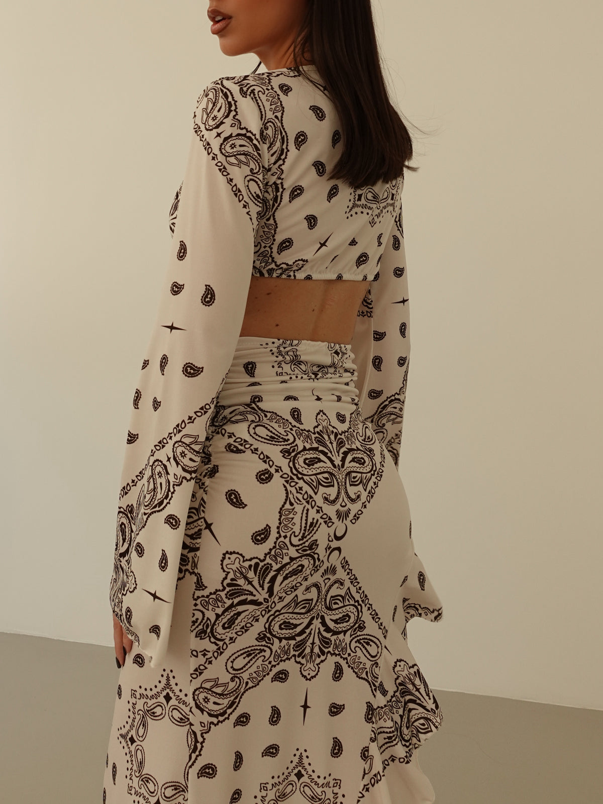 COORDINATO BANDANA CON GONNA ASIMMETRICA - PANNA 6636