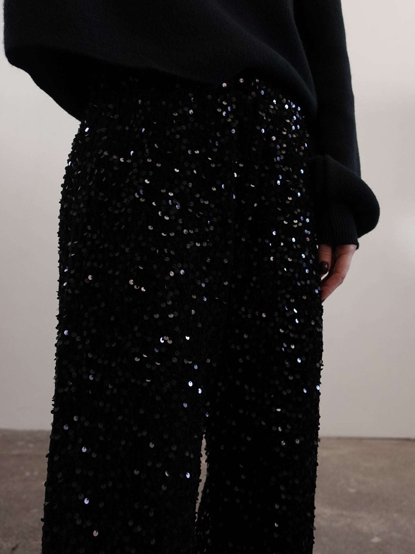 PANTALONI IN CINIGLIA CON PAILLETTES - NERO 10460