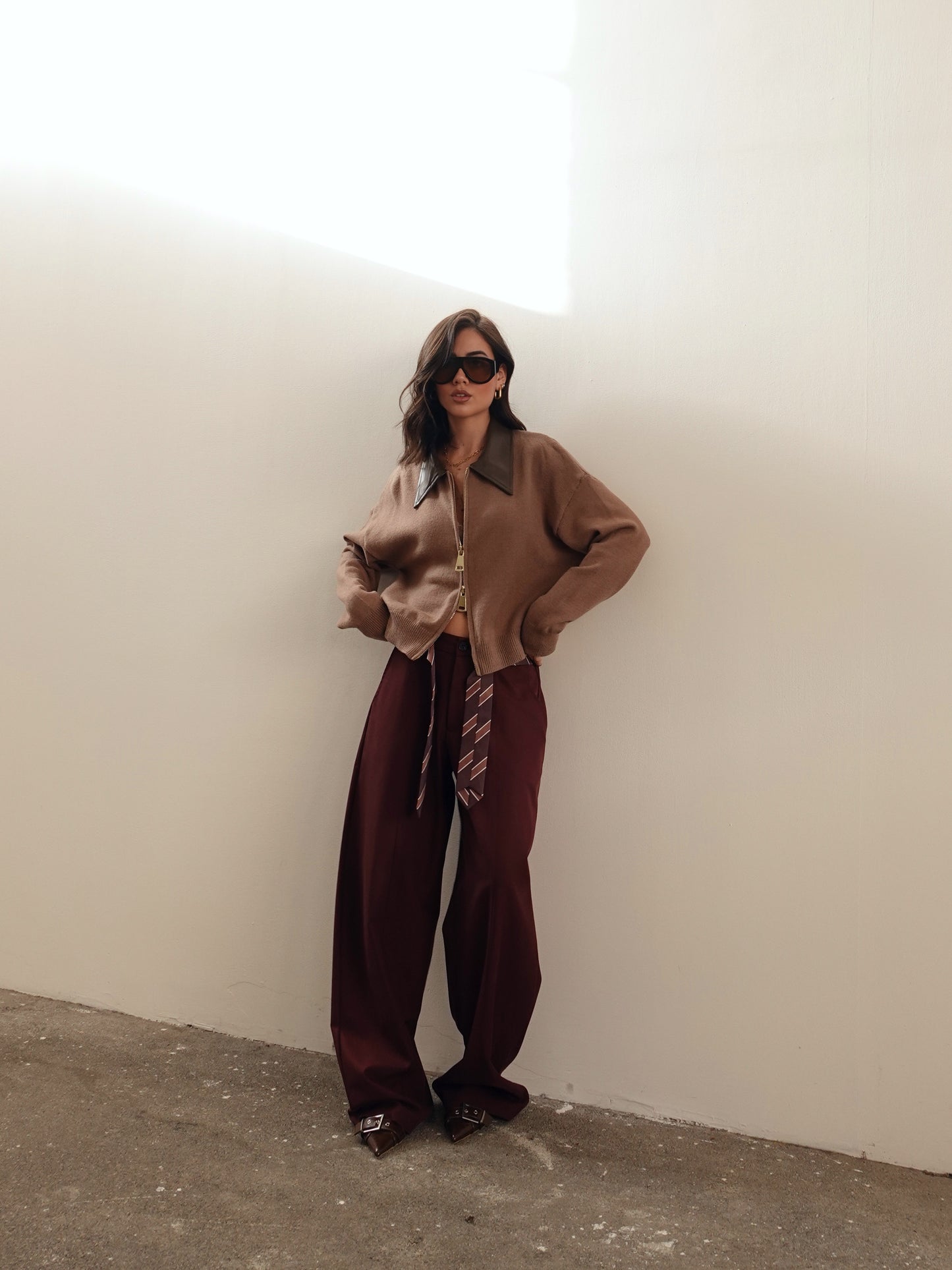 MAGLIONCINO CON ZIP E COLLETTO IN ECOPELLE - SABBIA 14569