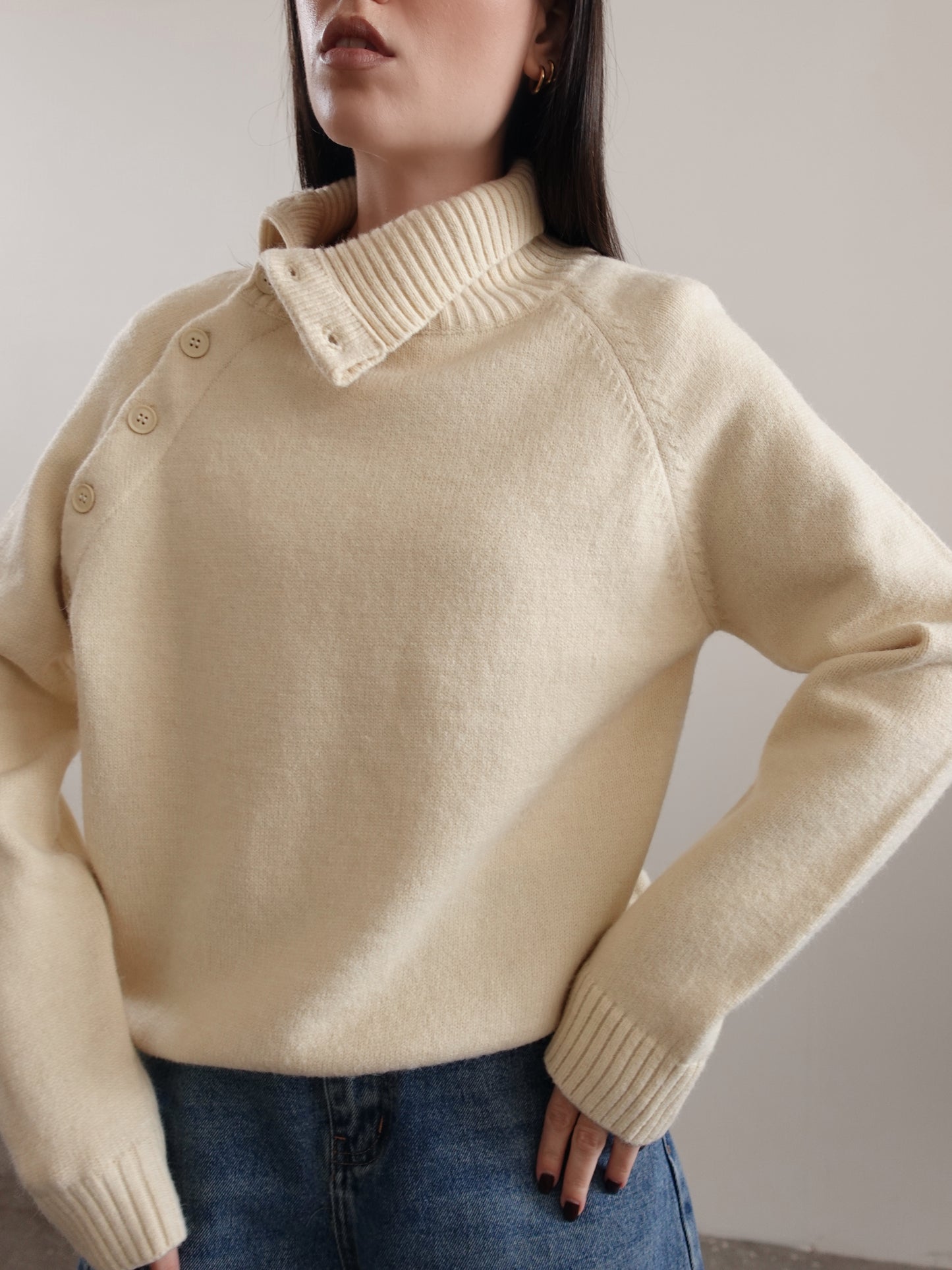 MAGLIONE COLLO ALTO CON BOTTONI (+ COLORI) 87736