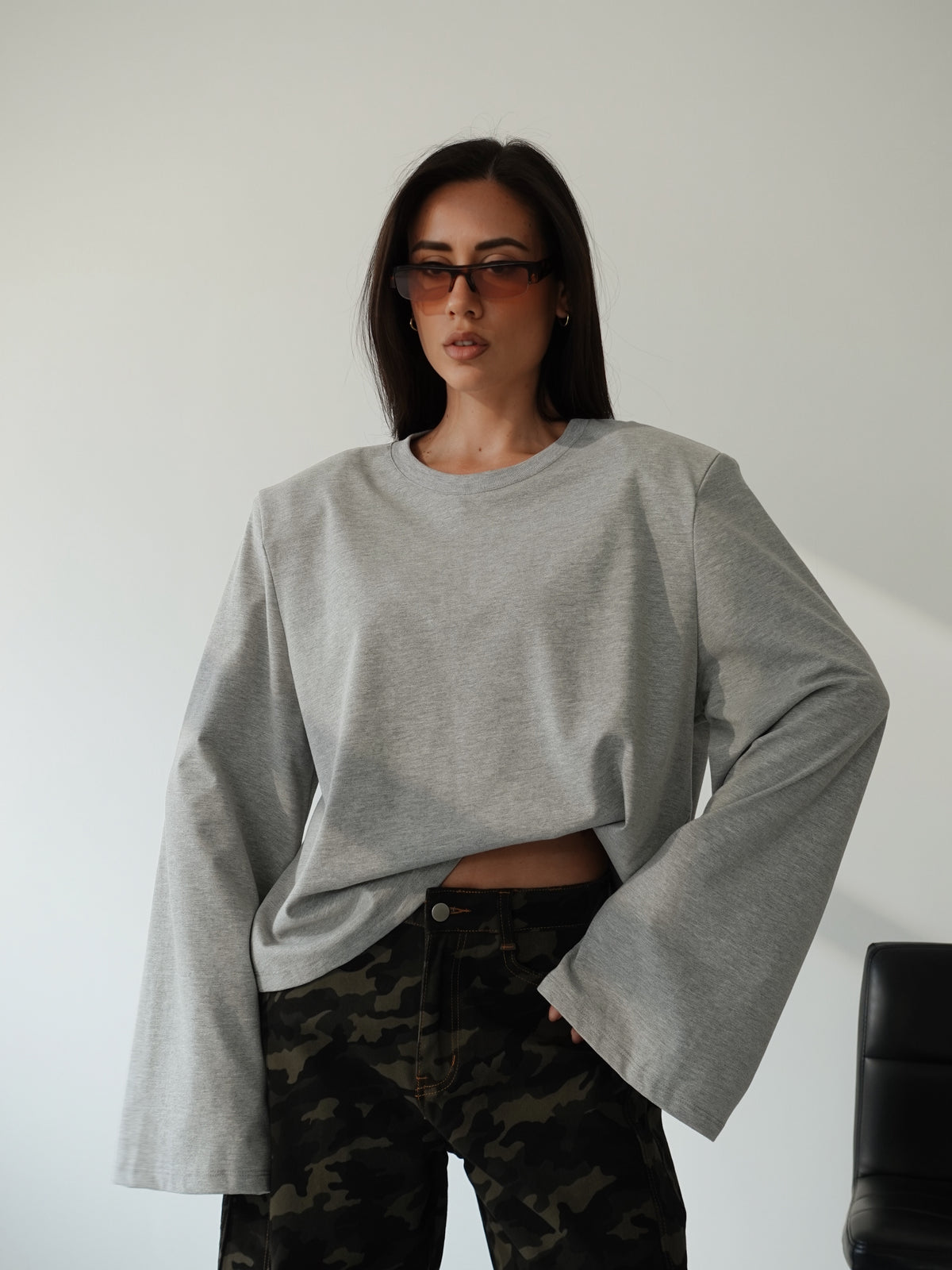 LONG-SLEEVE LUMINA CON SPALLINE - GRIGIO LD6134