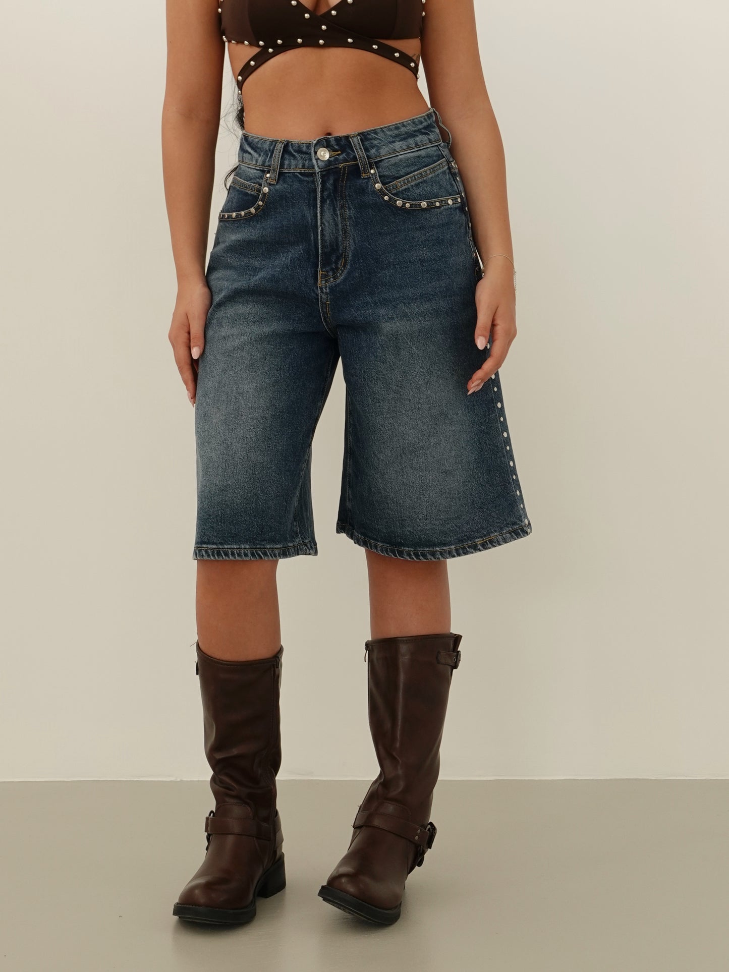 BERMUDA CON BORCHIE - BLUE JEANS 32668
