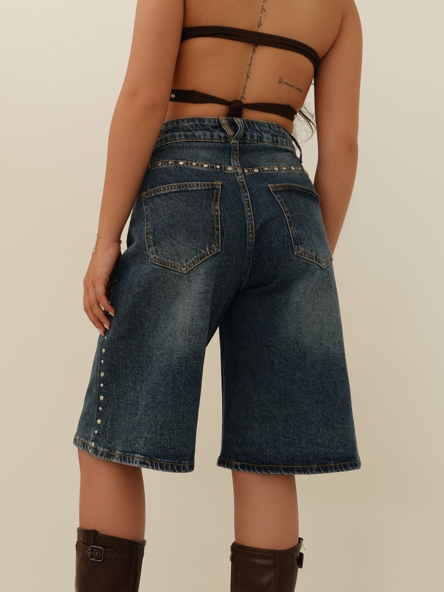 BERMUDA CON BORCHIE - BLUE JEANS 32668