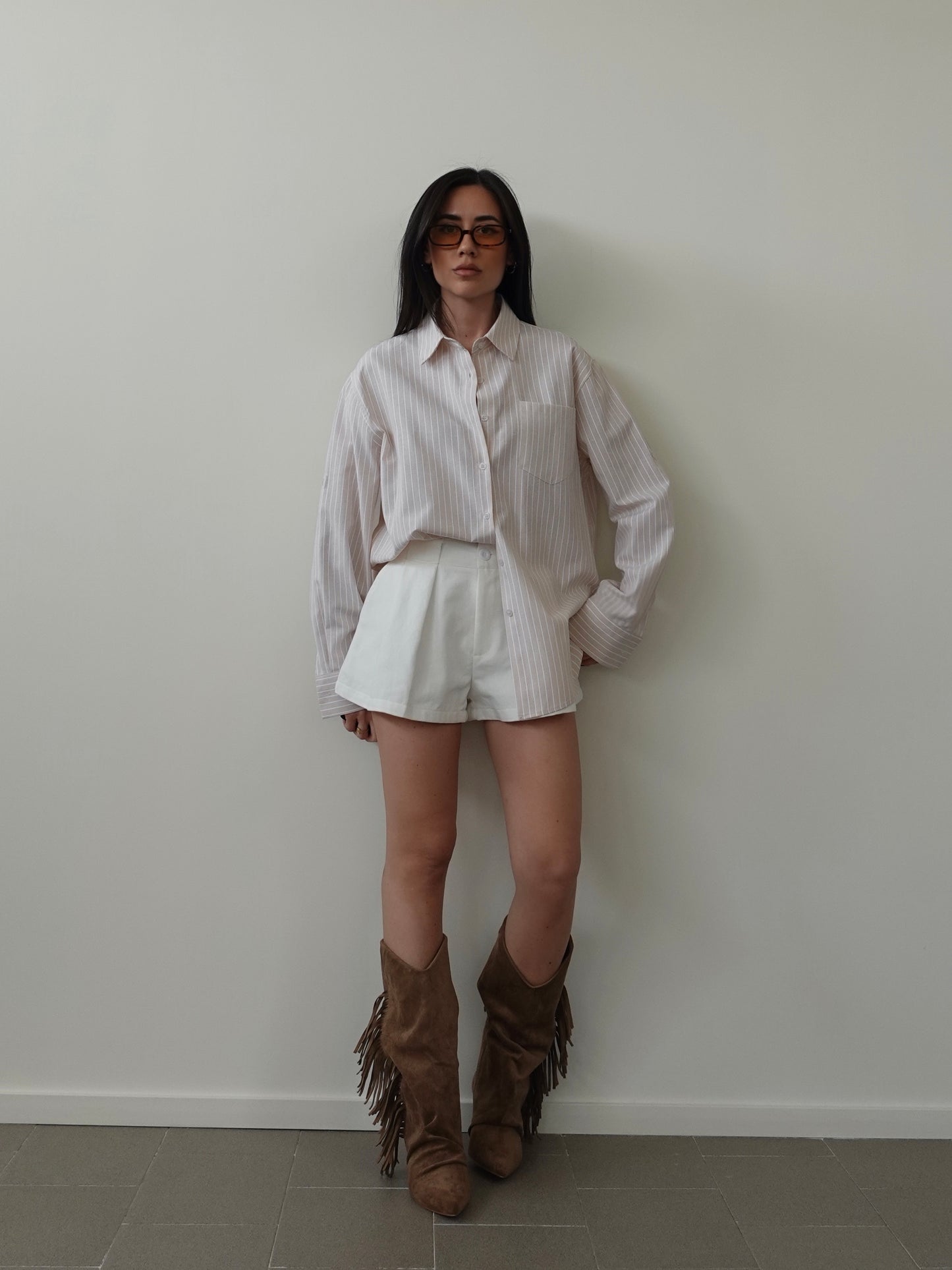 MINI SHORTS CON CINTURA - BIANCO 50169