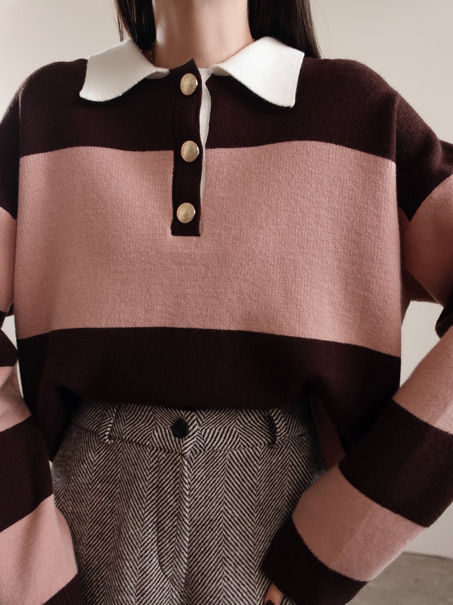 MAGLIONCINO A FASCE CON BOTTONI ORO - ROSA/MARRONE 7959